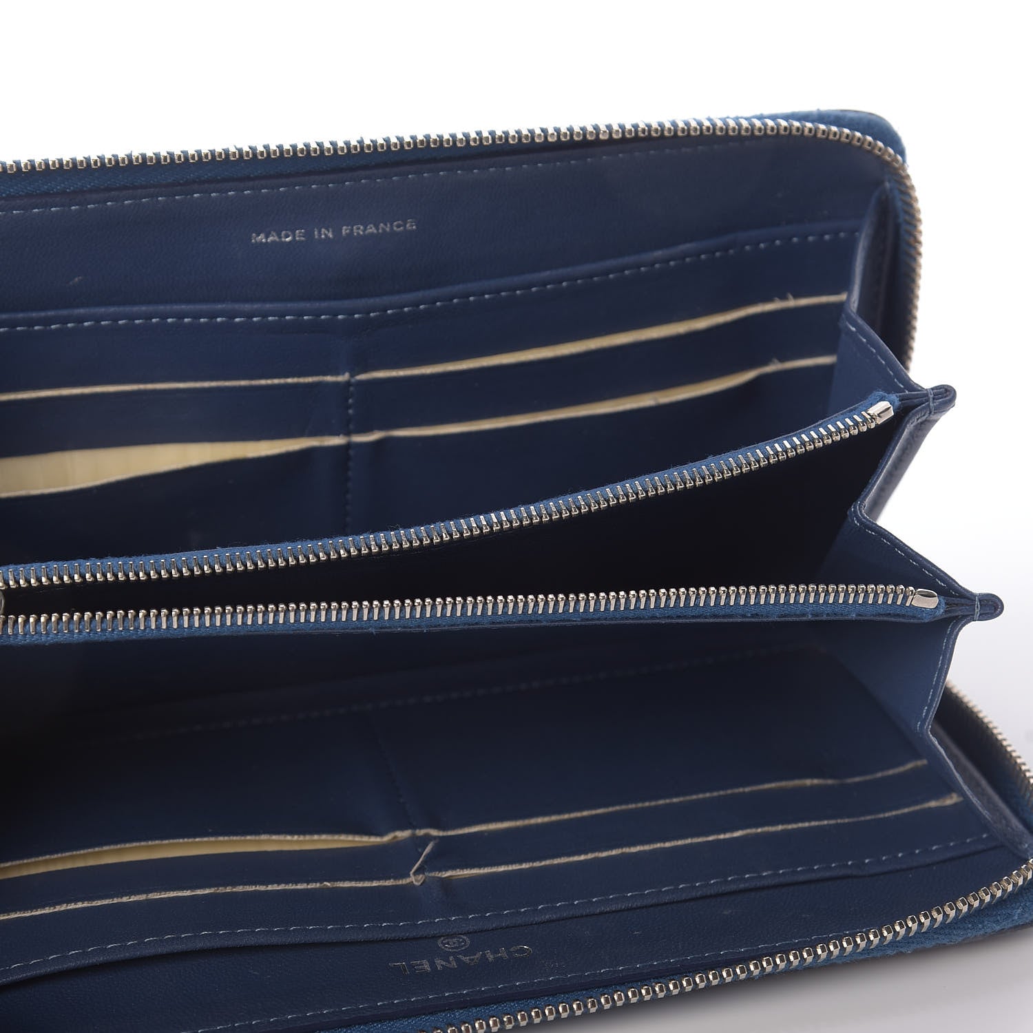 Chanel Matte Alligator Reissue Large Gusset Zip Around Wallet Blue 5 of 9