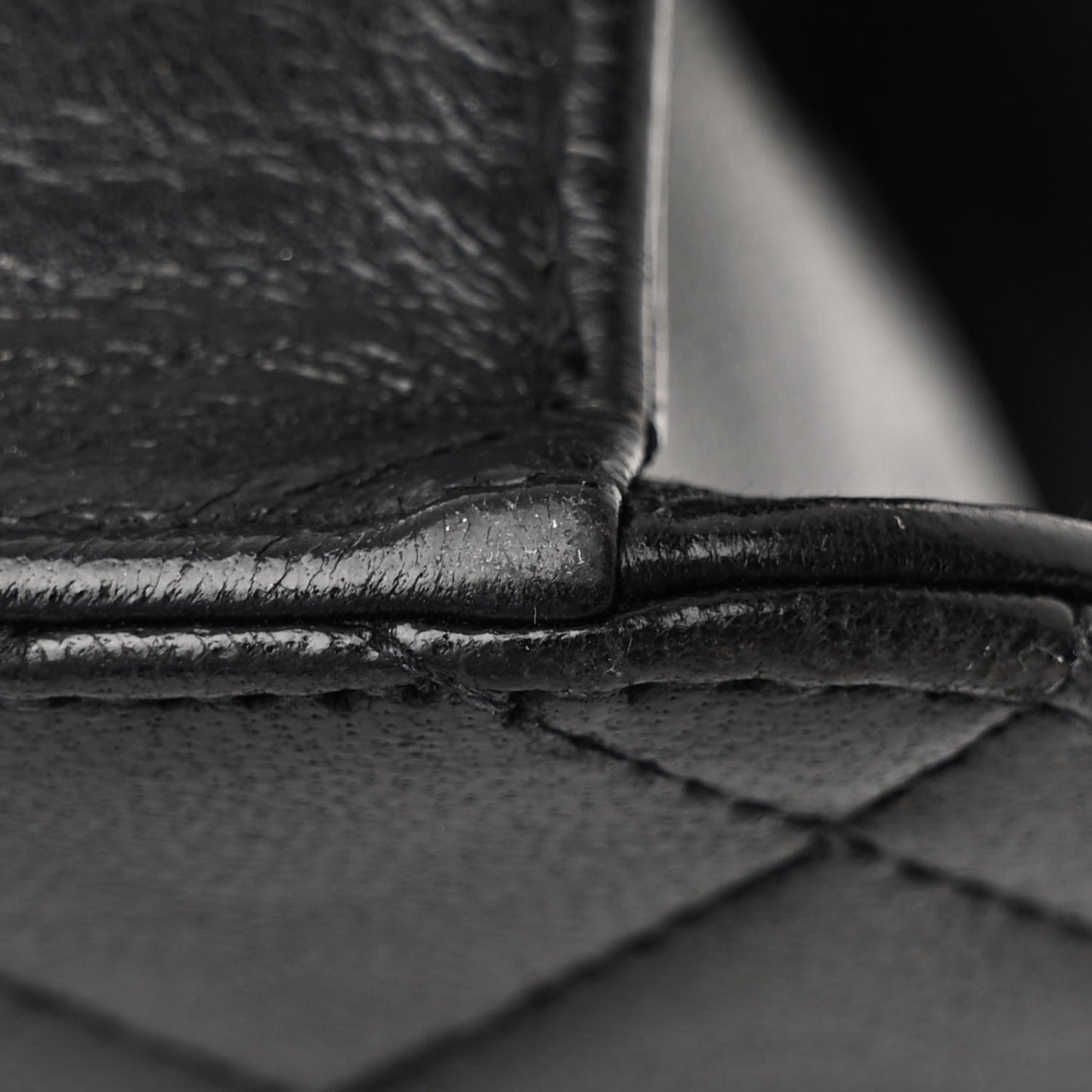 Lambskin Quilted Medium Single Flap Black