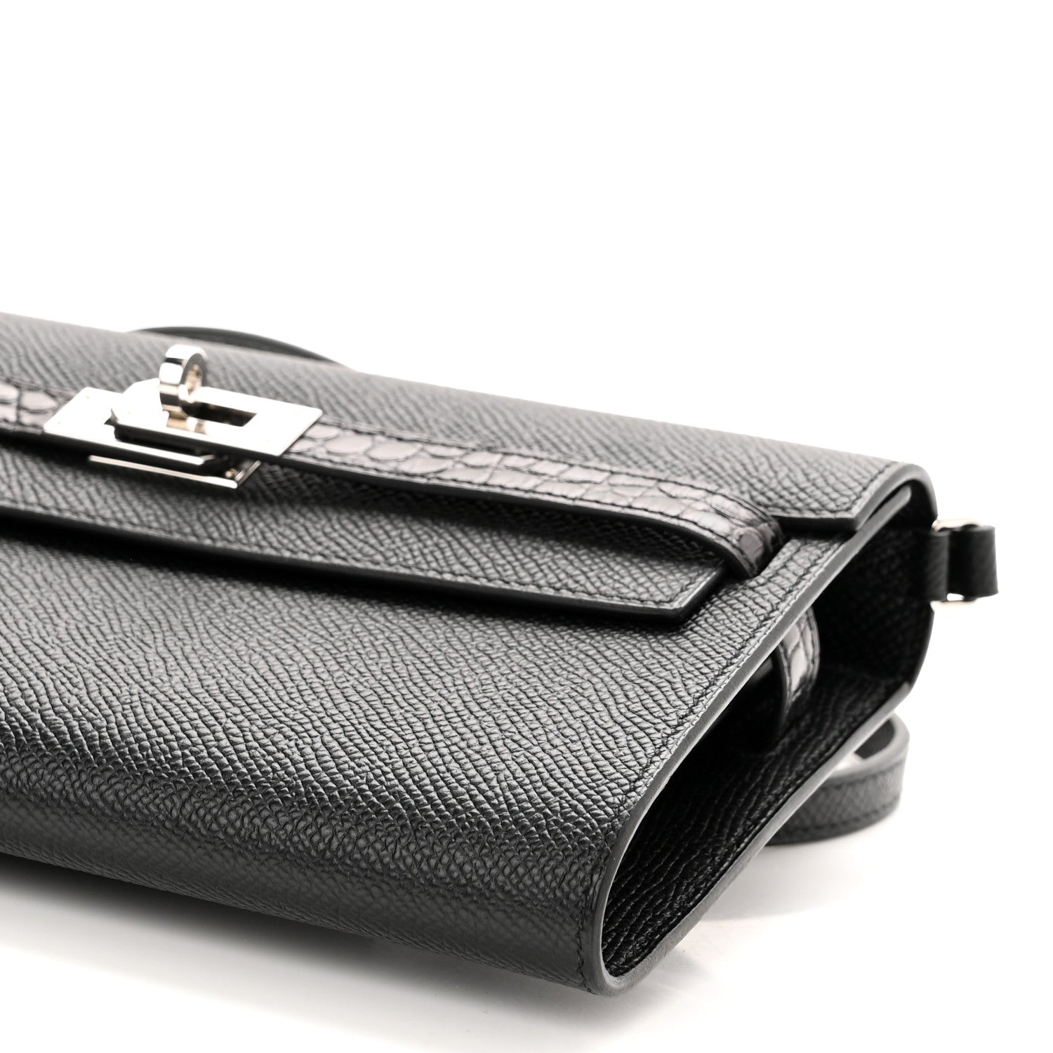 Hermes Epsom Matte Alligator Touch Kelly Wallet To Go Black 9 of 10