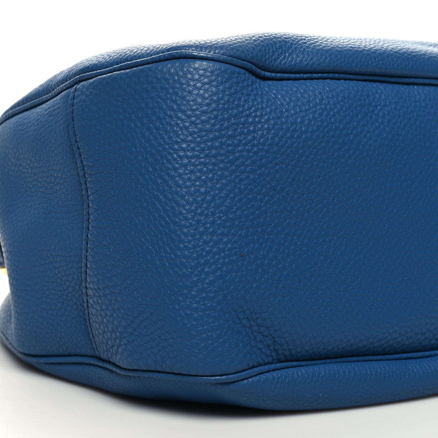 Vitello Daino Hobo Cobalto