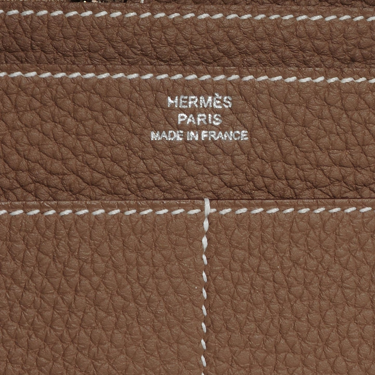 Togo Dogon Combined Wallet Etoupe