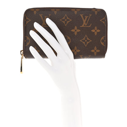 Louis Vuitton Monogram Zippy Compact Wallet 2 of 7
