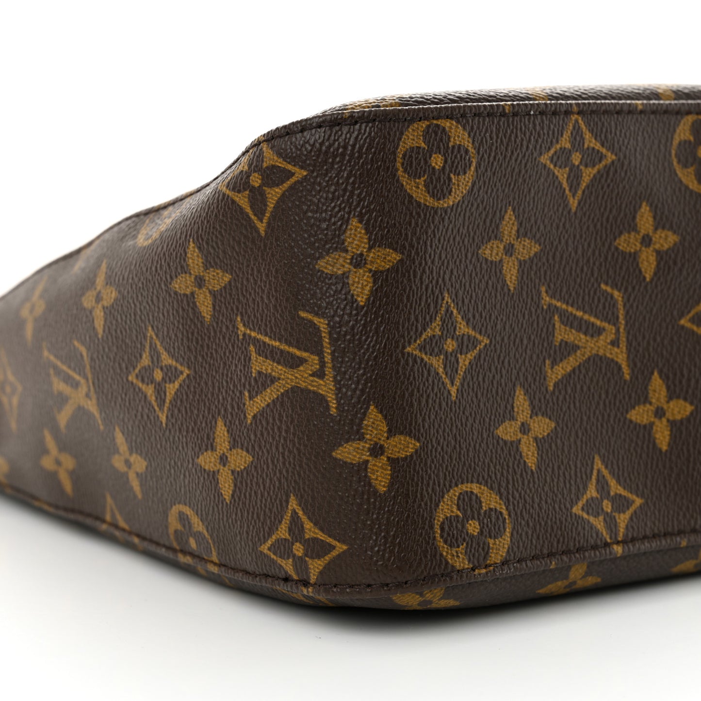 Monogram Looping MM