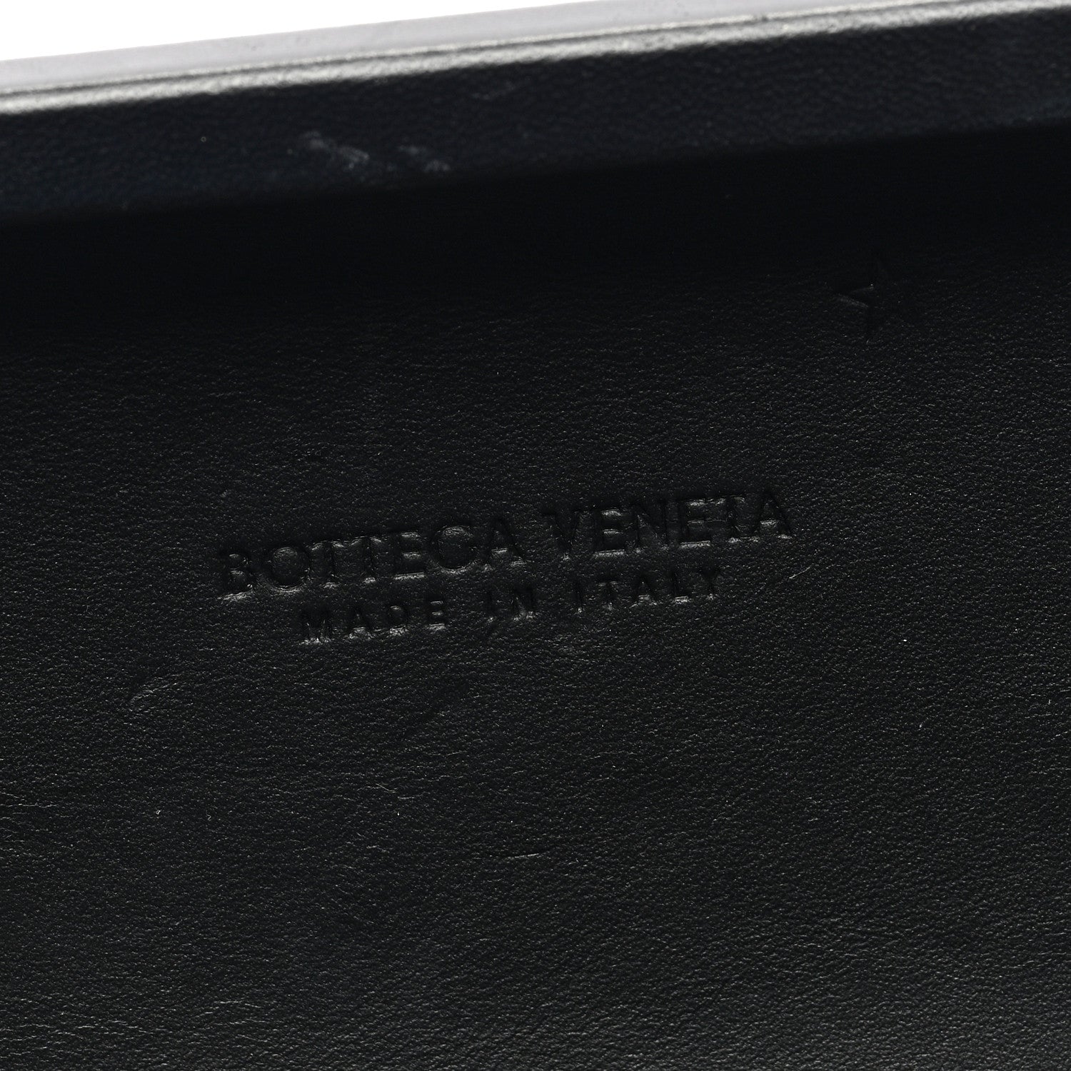 Bottega Veneta Calfskin Intrecciato Knot On Strap Black 6 of 9