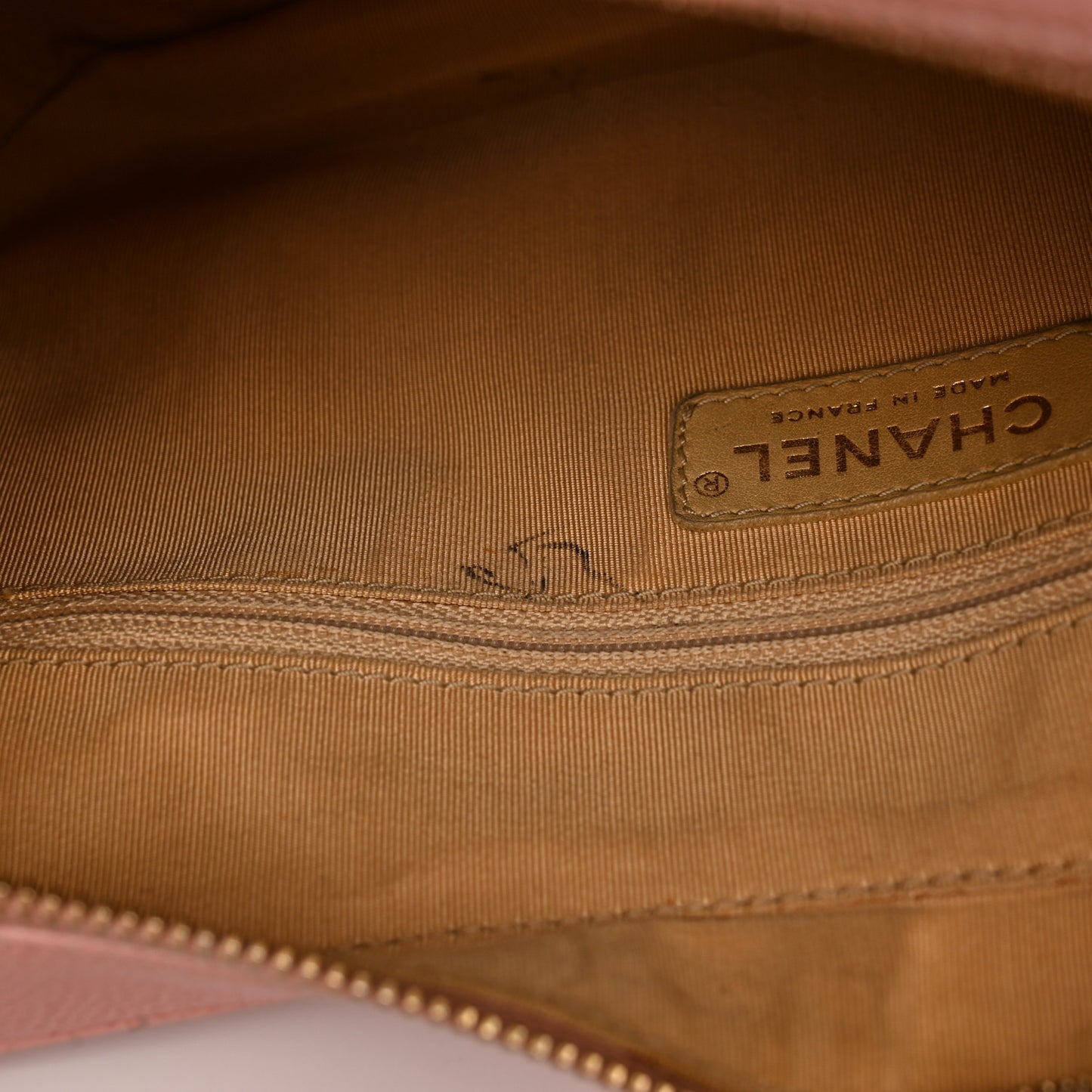 Caviar Quilted Timeless CC Shoulder Bag Pink