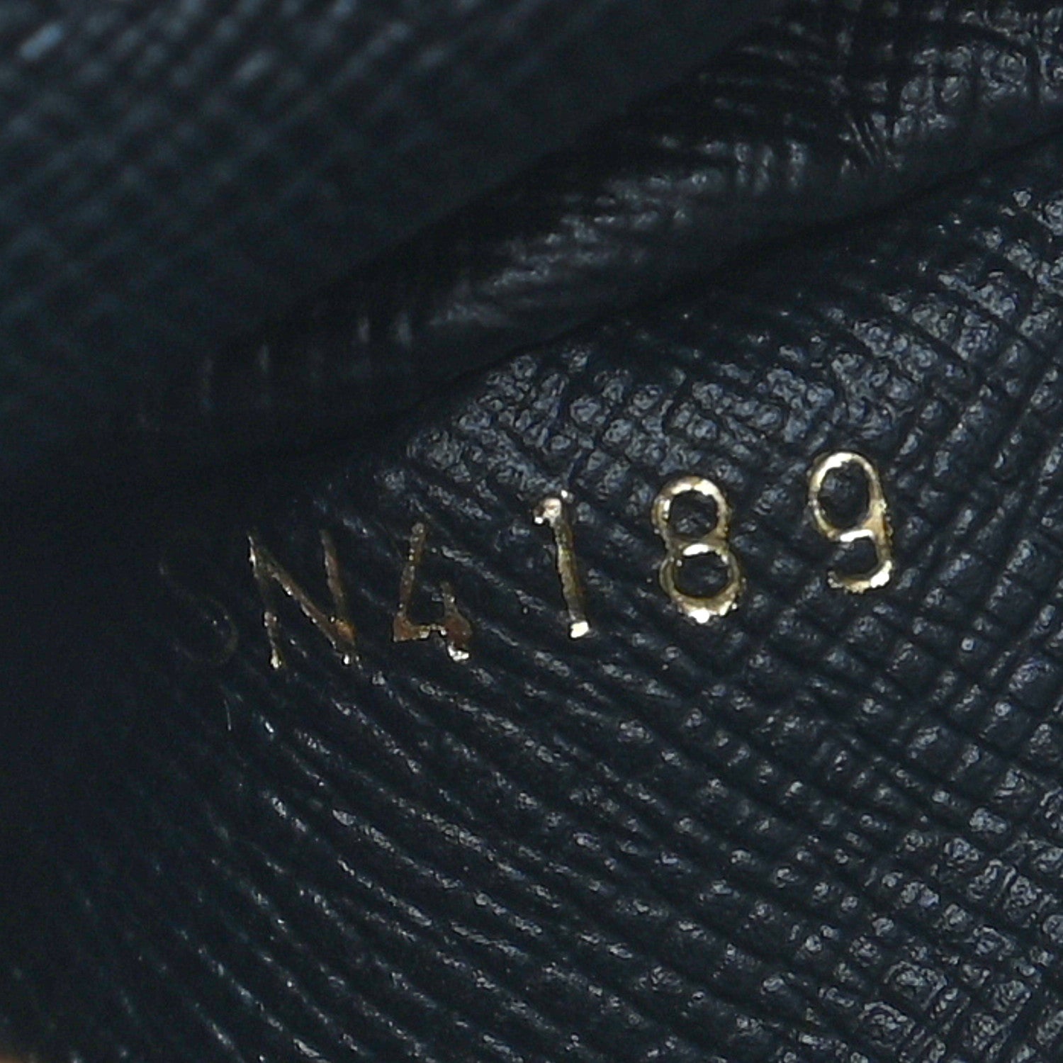 Louis Vuitton Reverse Monogram Giant Trio Pouch 7 of 8