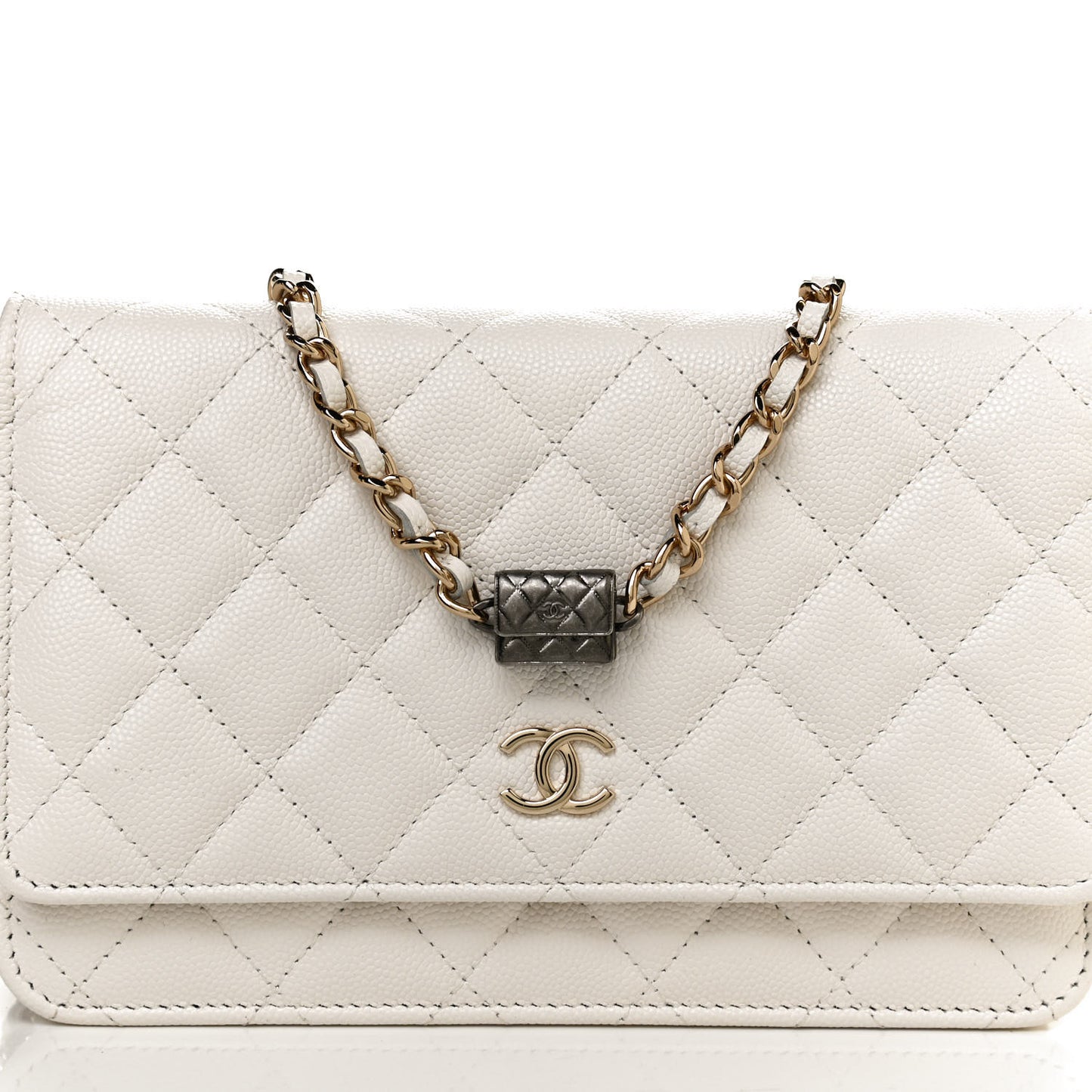 Caviar Quilted Wallet With Charms On Chain WOC White