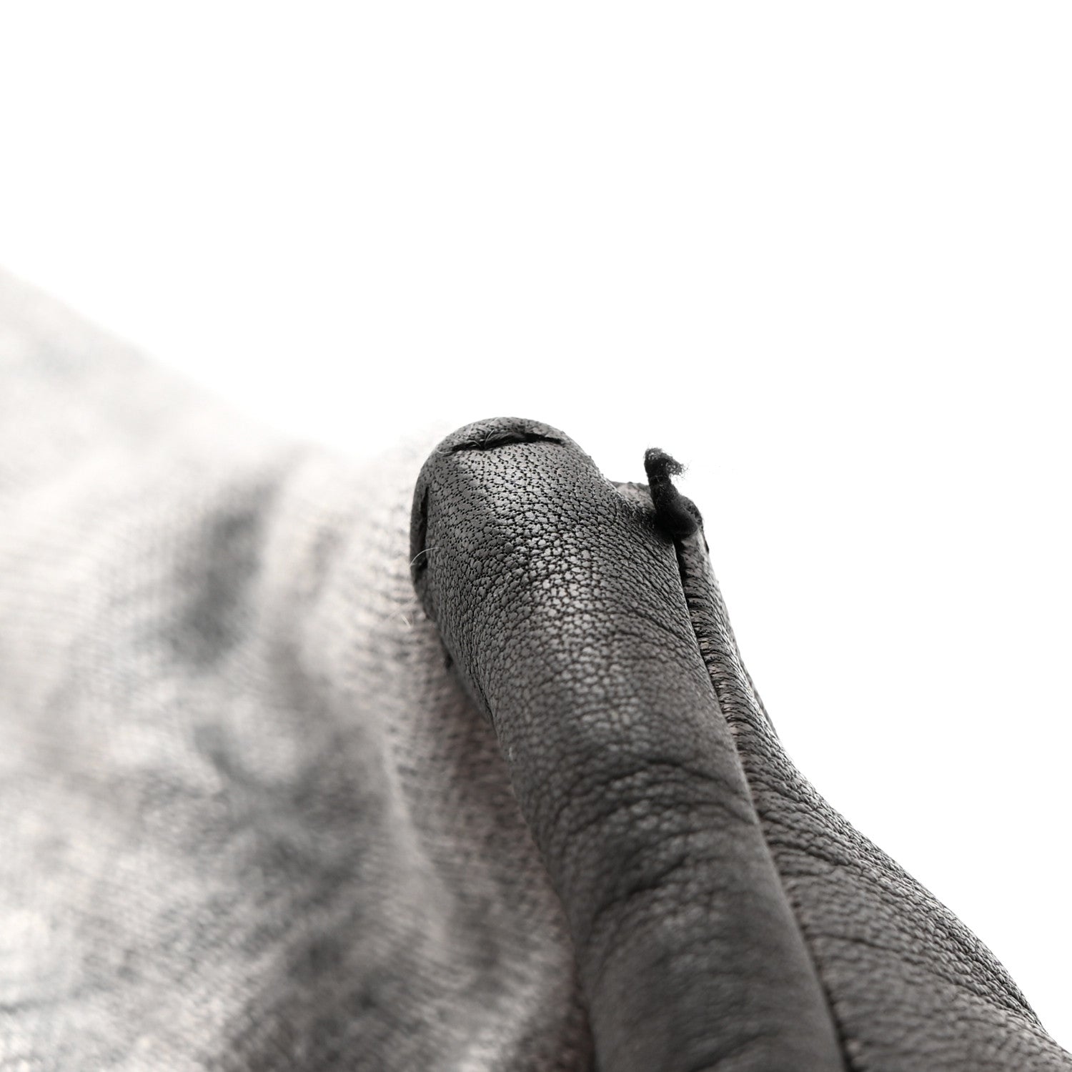 Chanel Lambskin Cashmere Silk CC Fingerless Gloves Black Grey 6 of 8