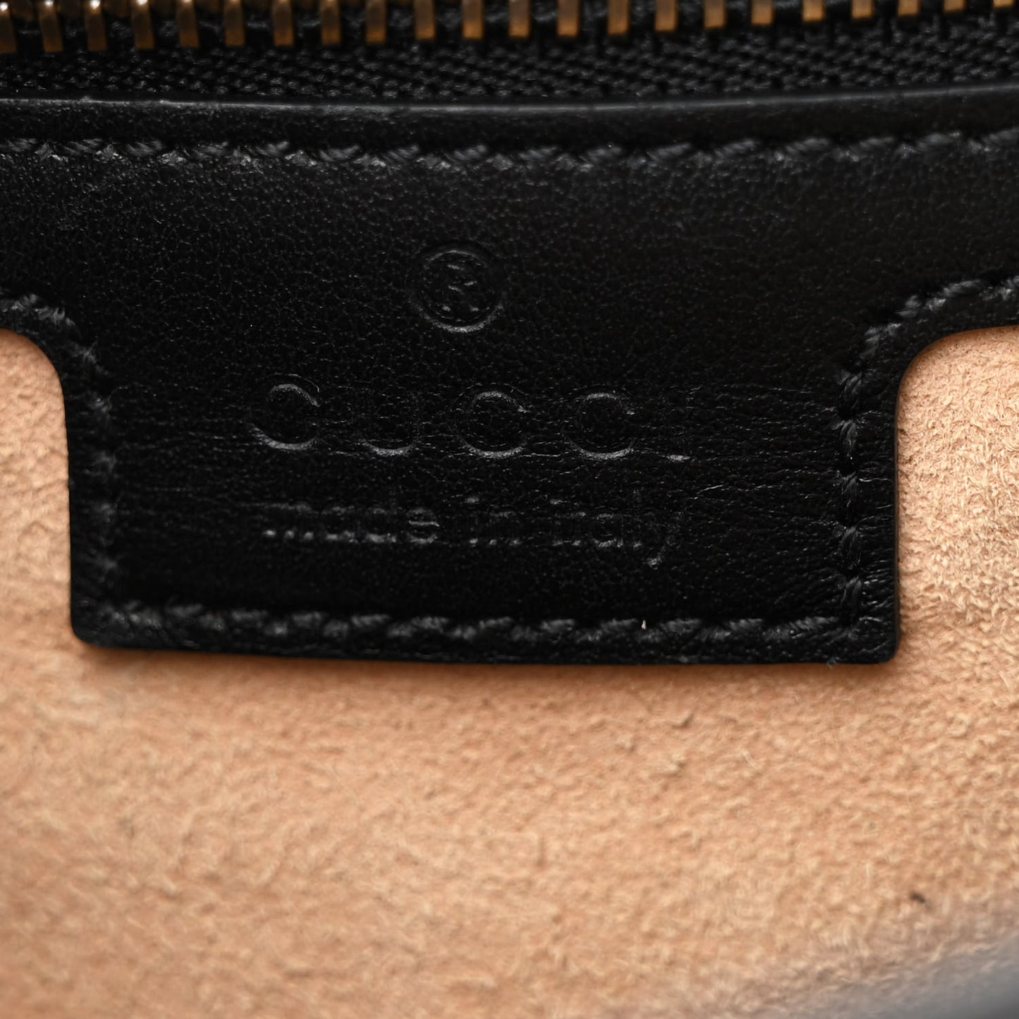 Calfskin Matelasse Medium GG Marmont Shoulder Bag Black