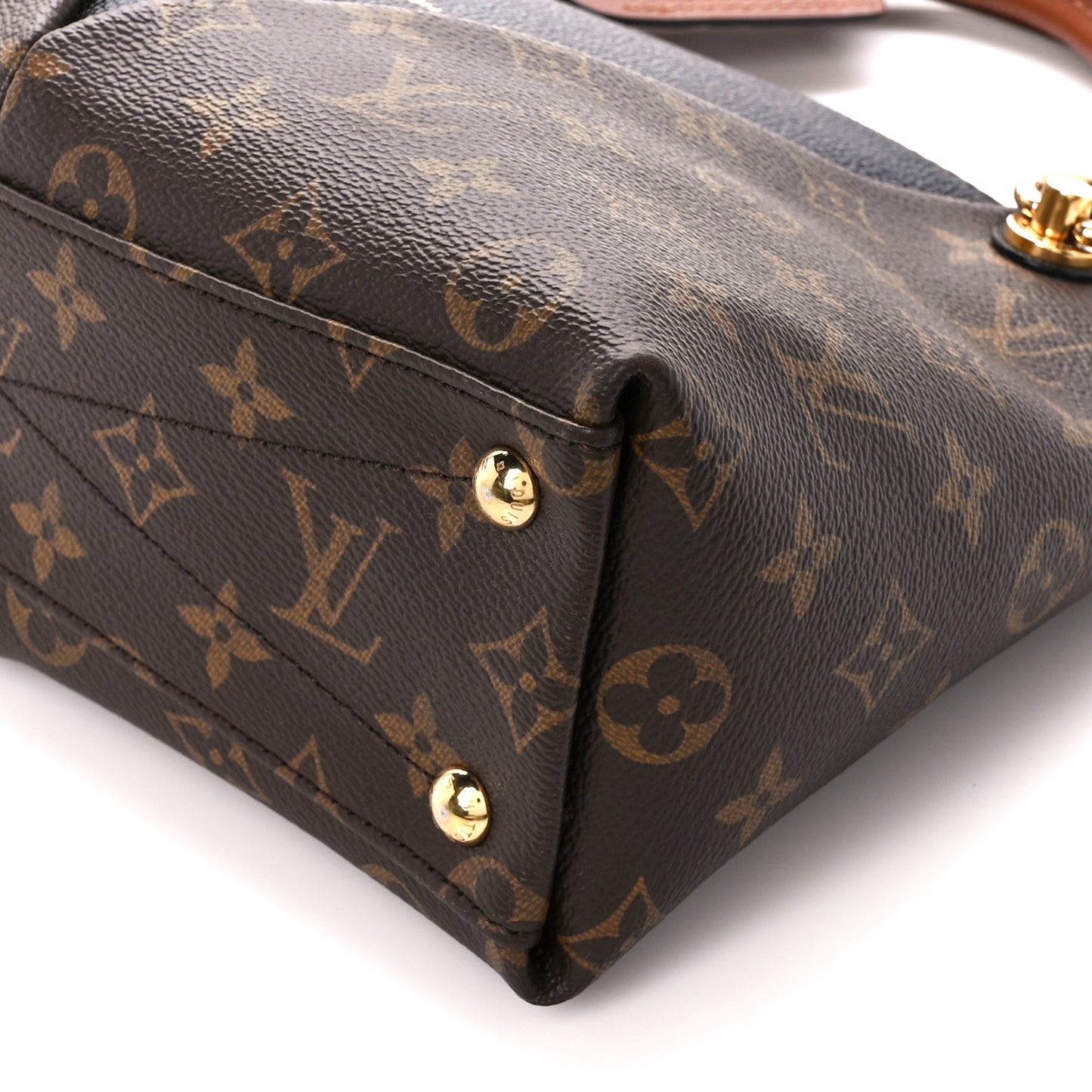 Monogram V Tote BB Black