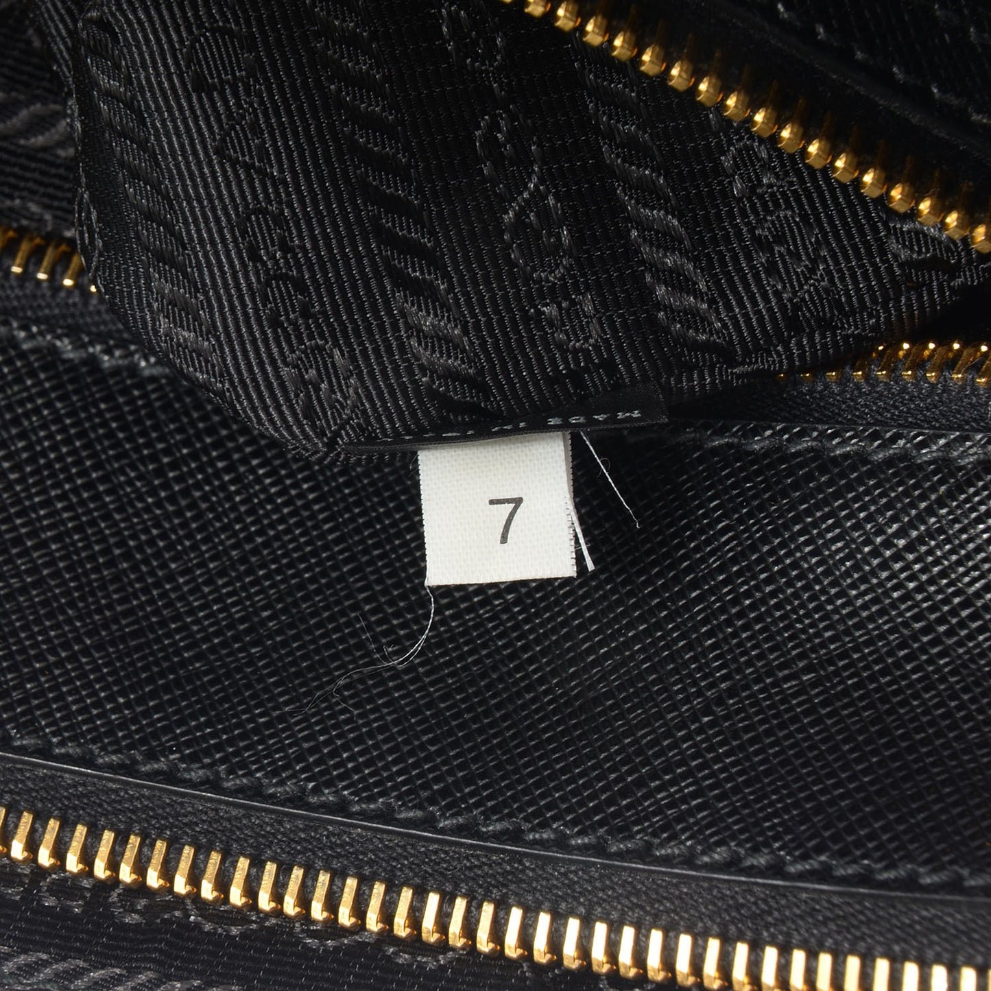 Saffiano Lux Large Double Zip Tote Nero Black
