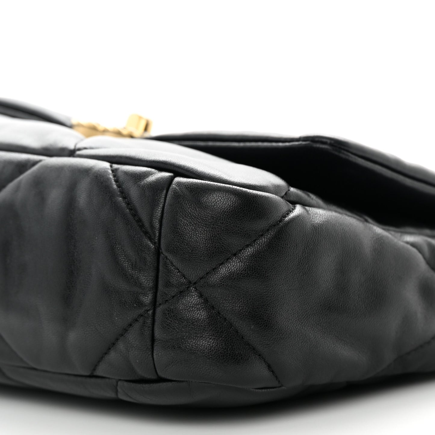 Lambskin Quilted Medium Chanel 19 Flap Black