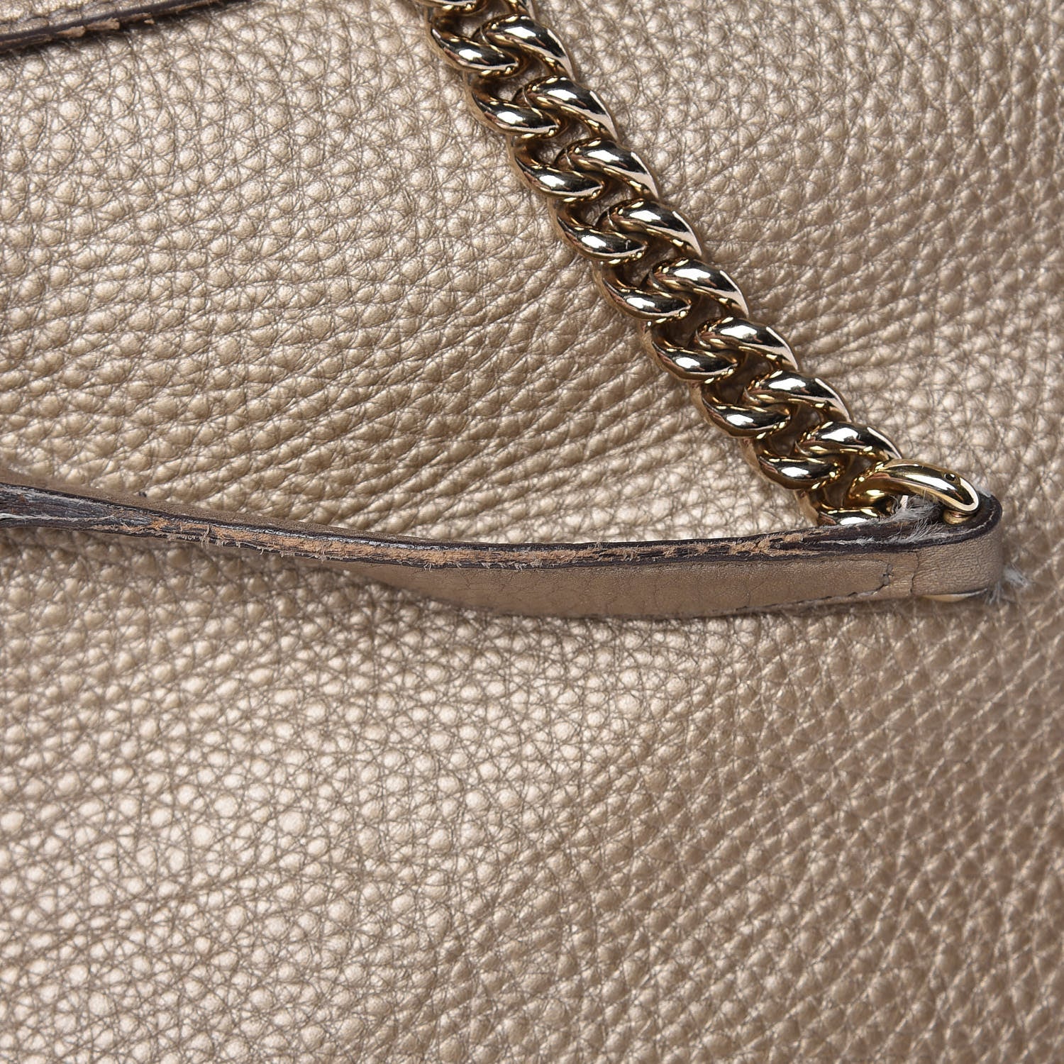 Gucci Metallic Pebbled Calfskin Medium Soho Chain Shoulder Bag Golden Beige 13 of 20