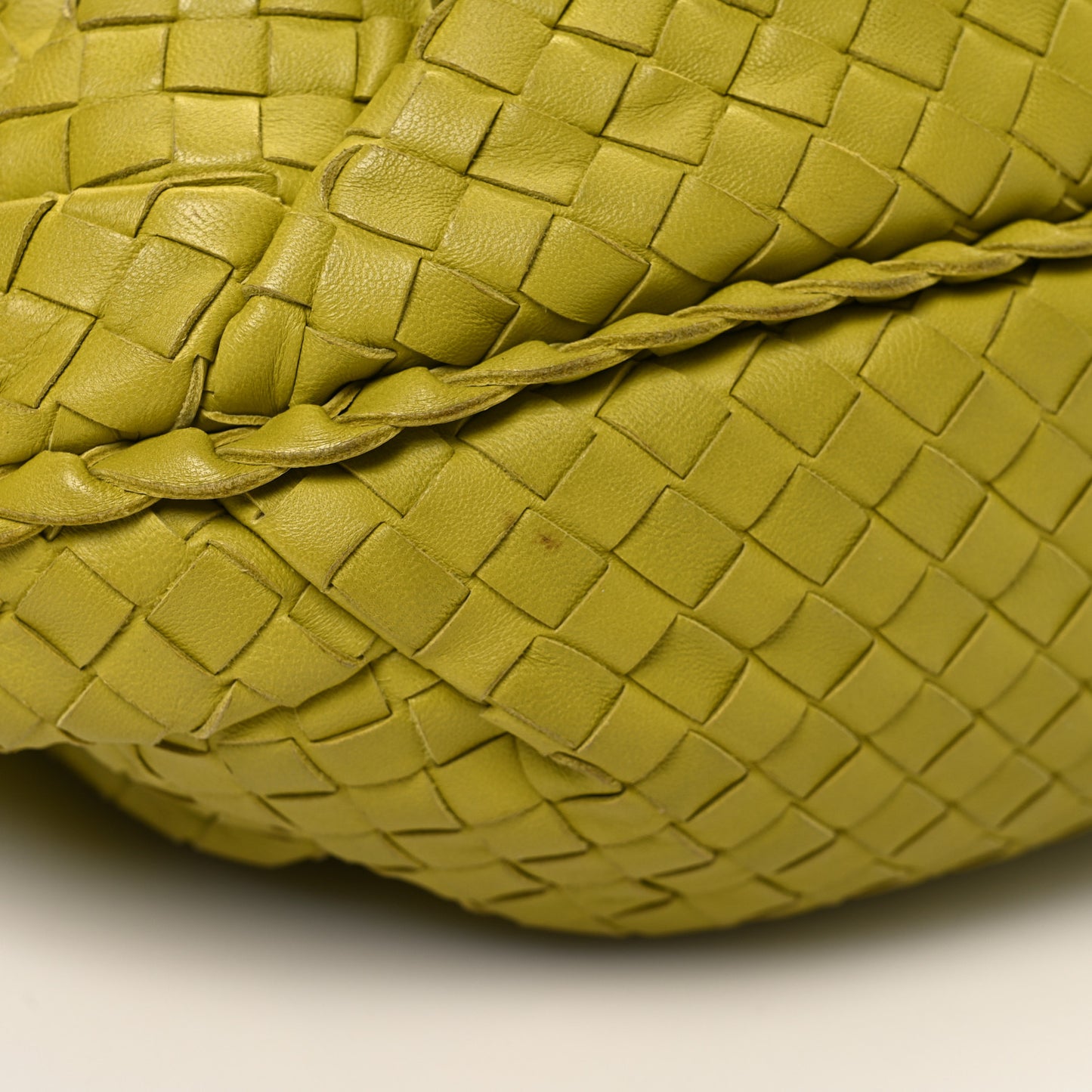 Nappa Intrecciato Medium Belly Veneta Hobo Chartreuse