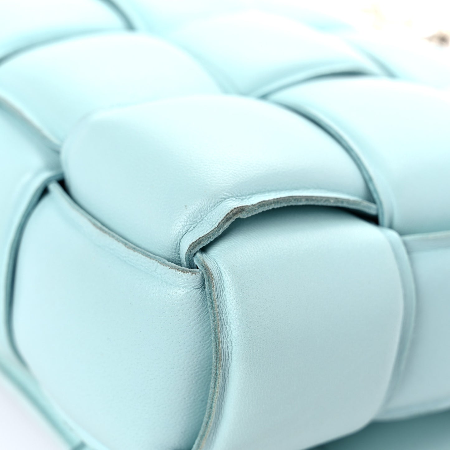 Lambskin Maxi Intreccio Padded Chain Cassette Crossbody Bag Spearmint