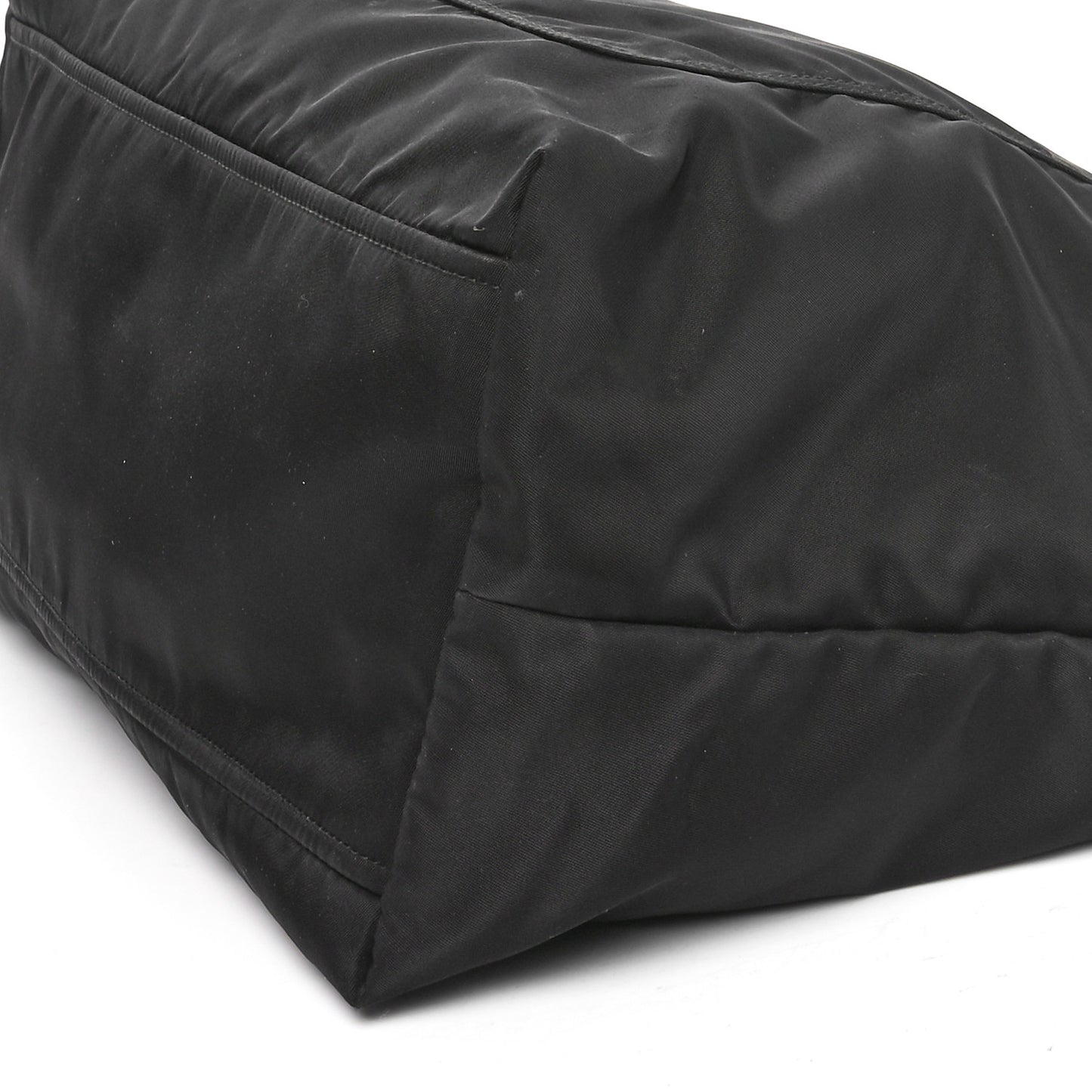 Tessuto Nylon Saffiano Vela Tote Tote Black