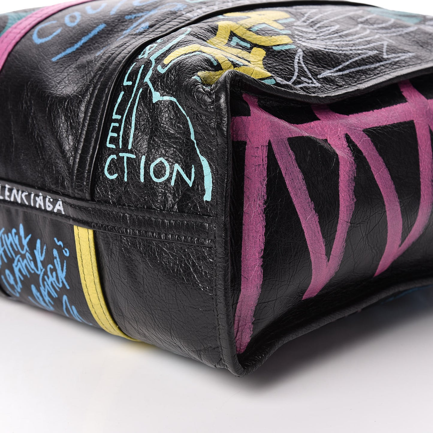 Agneau Arena Graffiti All Over Medium Bazar Shopper Tote Black Multicolor