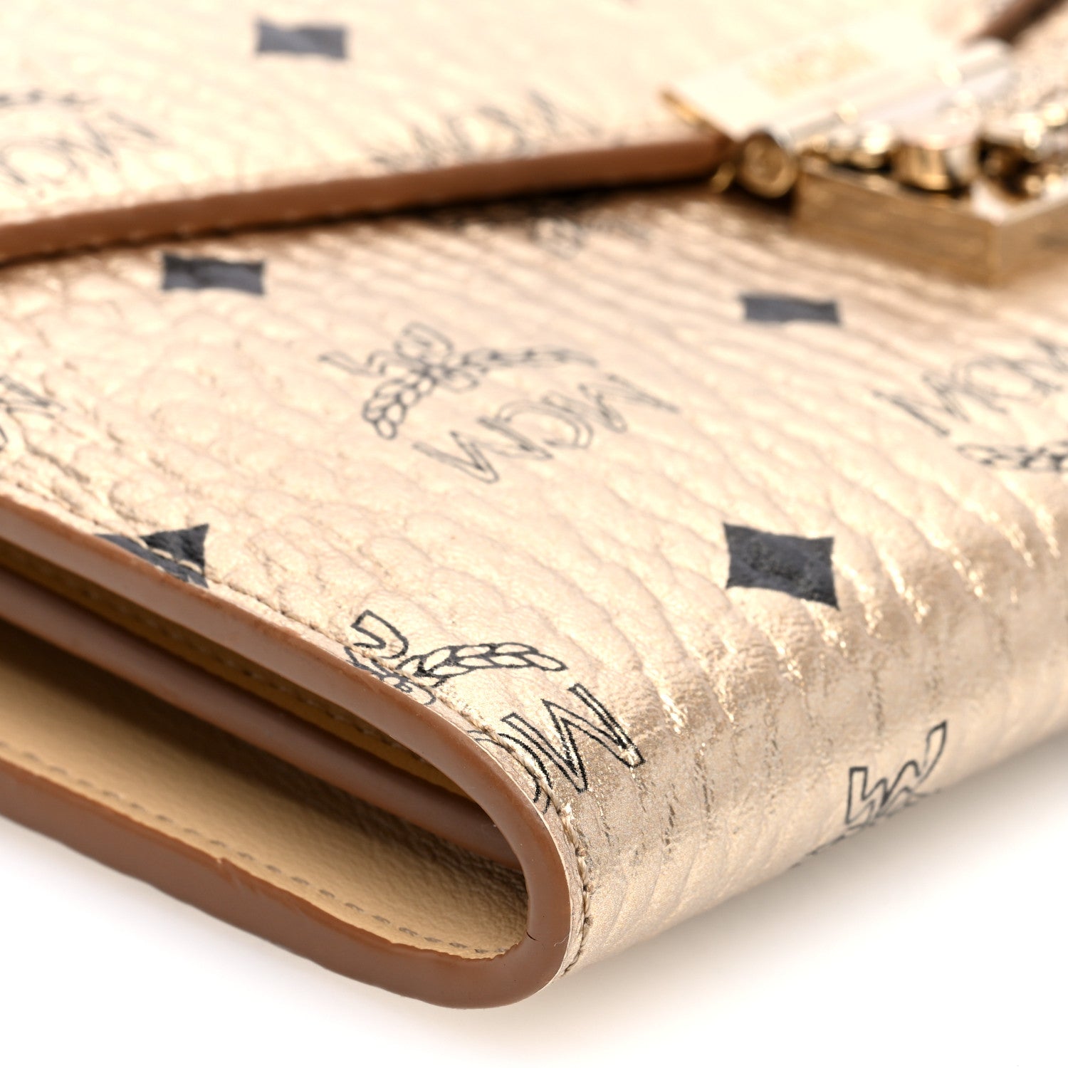 MCM Metallic Visetos Medium Patricia Wallet On Chain Gold 8 of 11