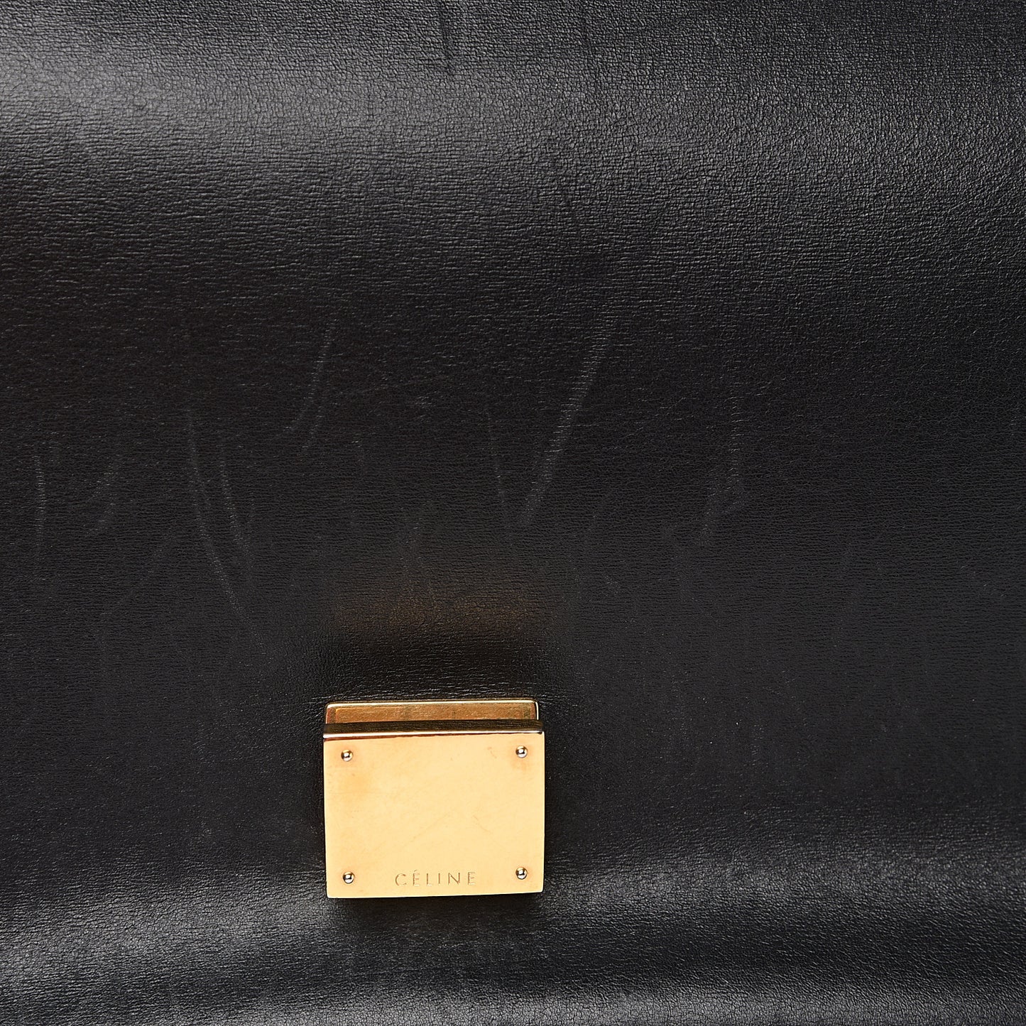 Smooth Calfskin Medium Trapeze Black