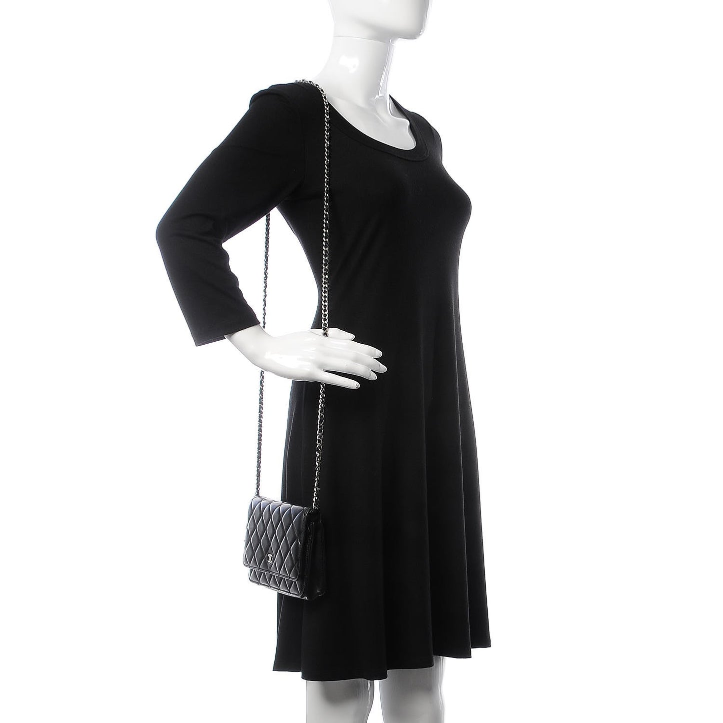 Lambskin Quilted Wallet On Chain WOC Black