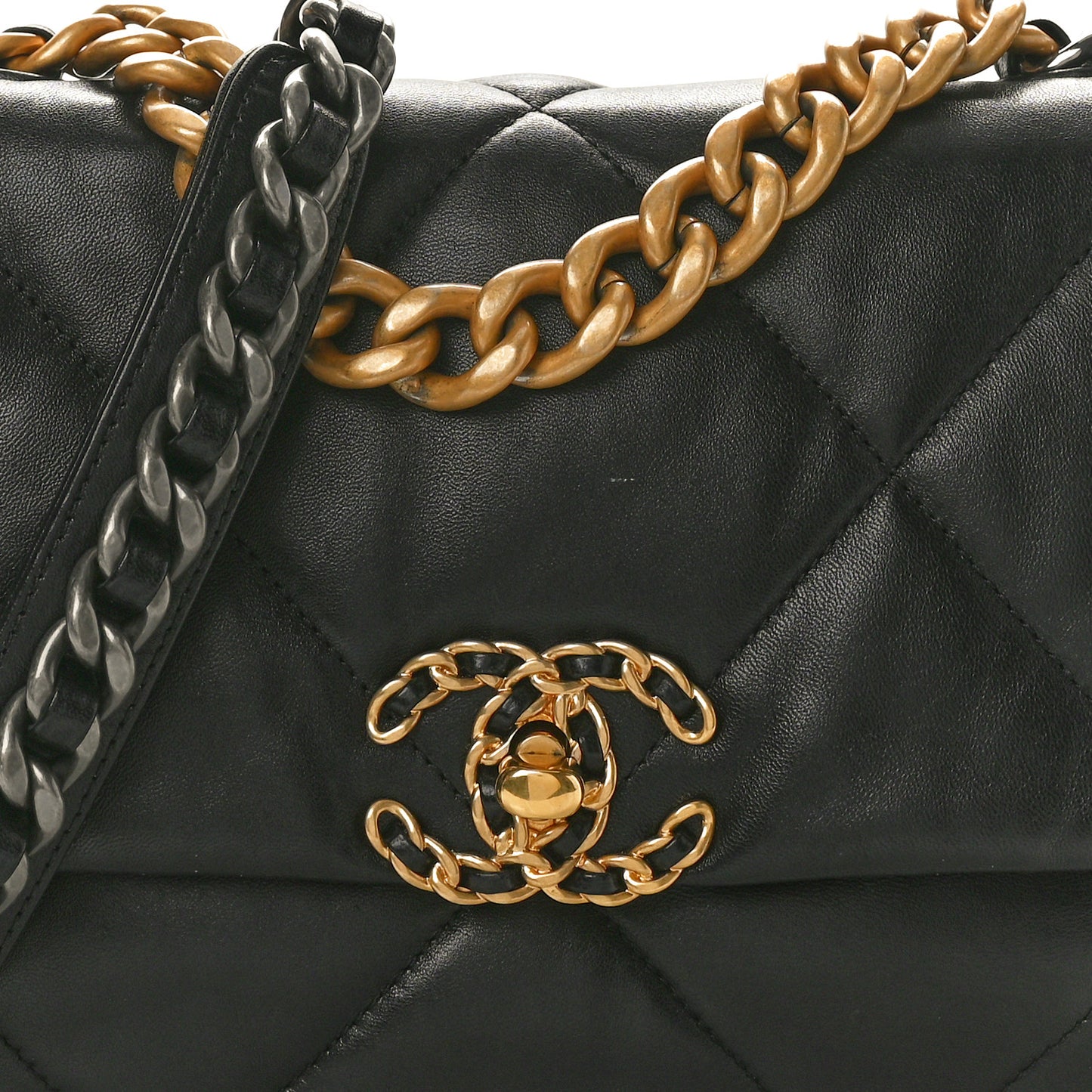 Lambskin Quilted Medium Chanel 19 Flap Black