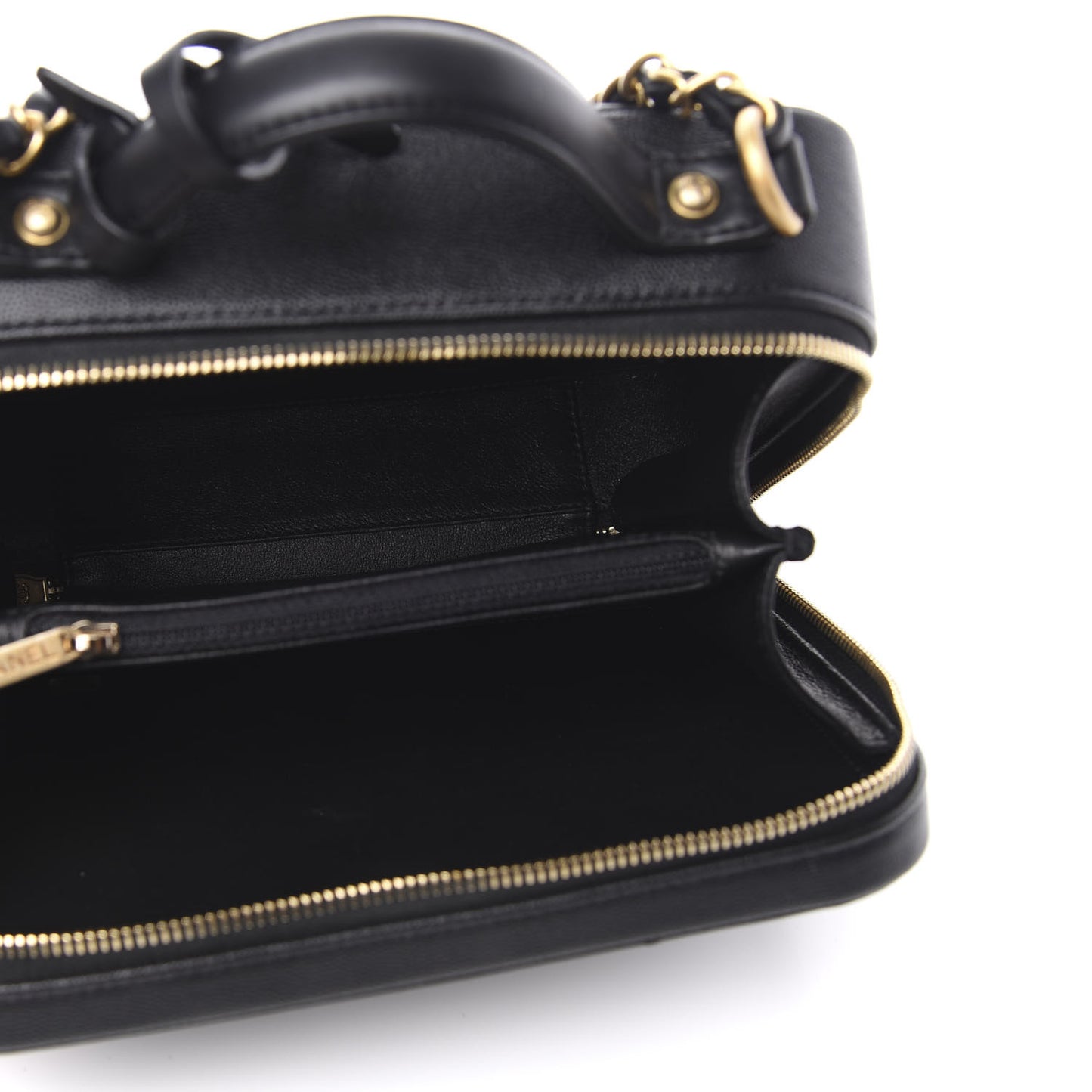 Caviar Quilted Medium CC Filigree Vanity Case Black