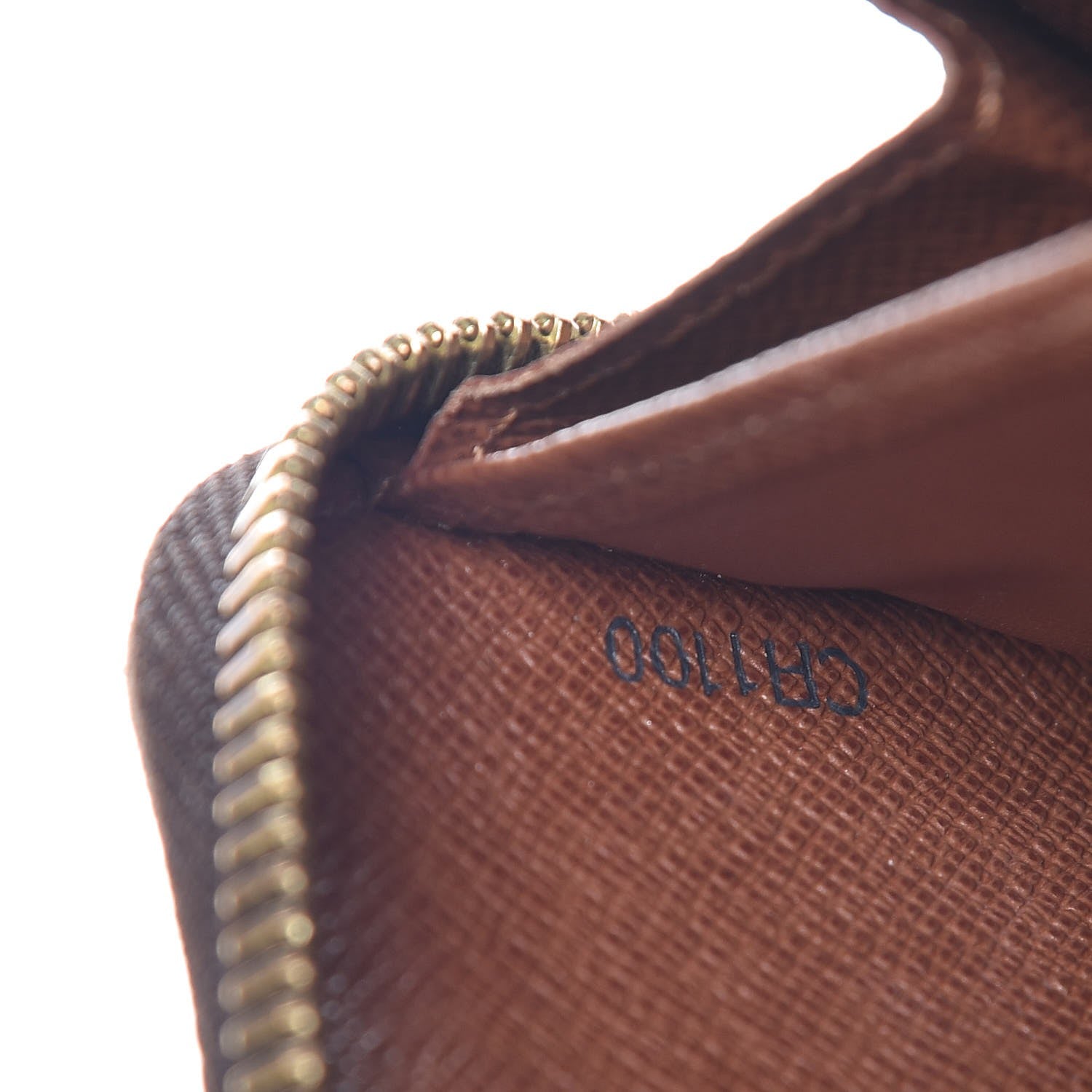 Louis Vuitton Monogram Zippy Wallet 7 of 7