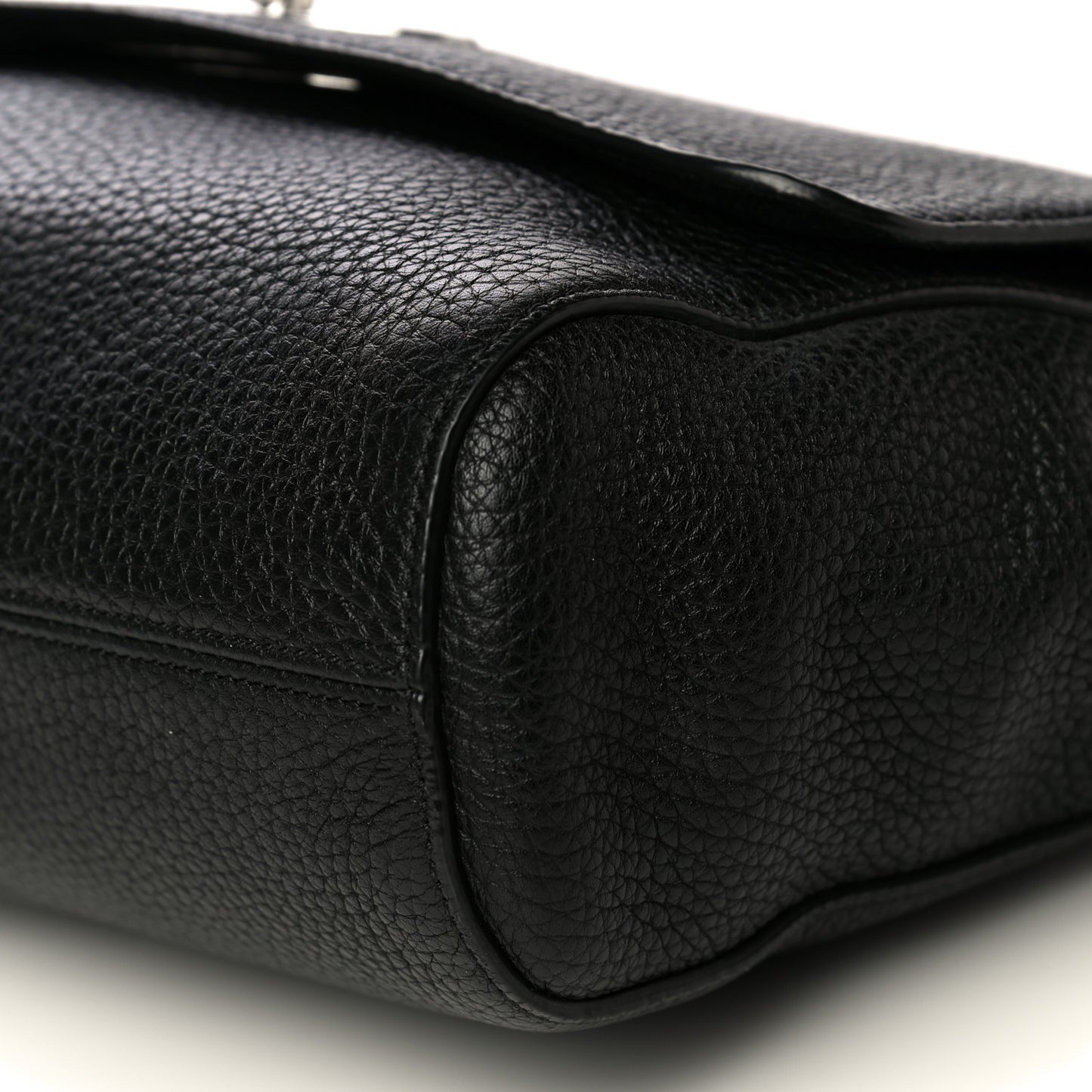 Small Classic Grain Calfskin Medium Lily Black