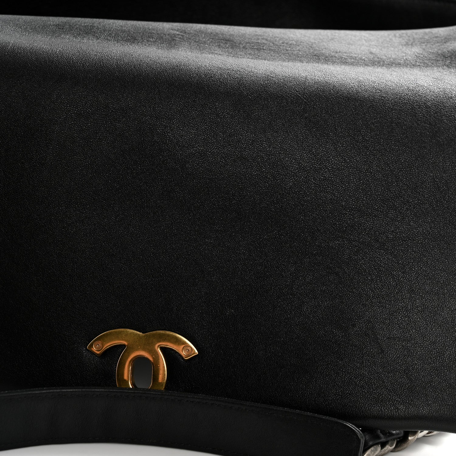 Chanel Goatskin Quilted Maxi Chanel 19 Flap Black 11 of 12