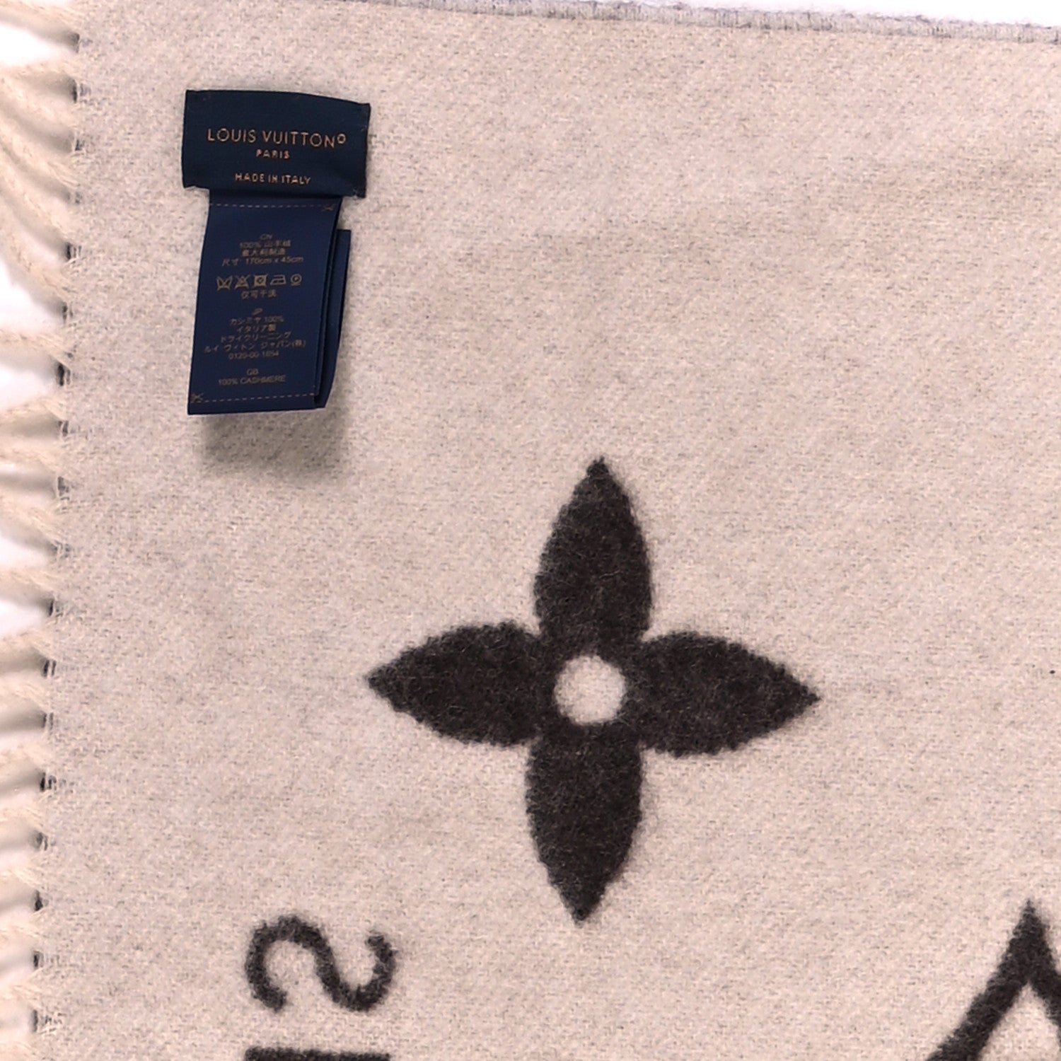 Louis Vuitton Cashmere Monogram Reykjavik Scarf Beige 3 of 4