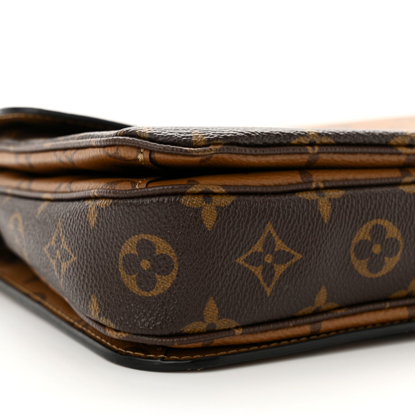 Reverse Monogram Pochette Metis