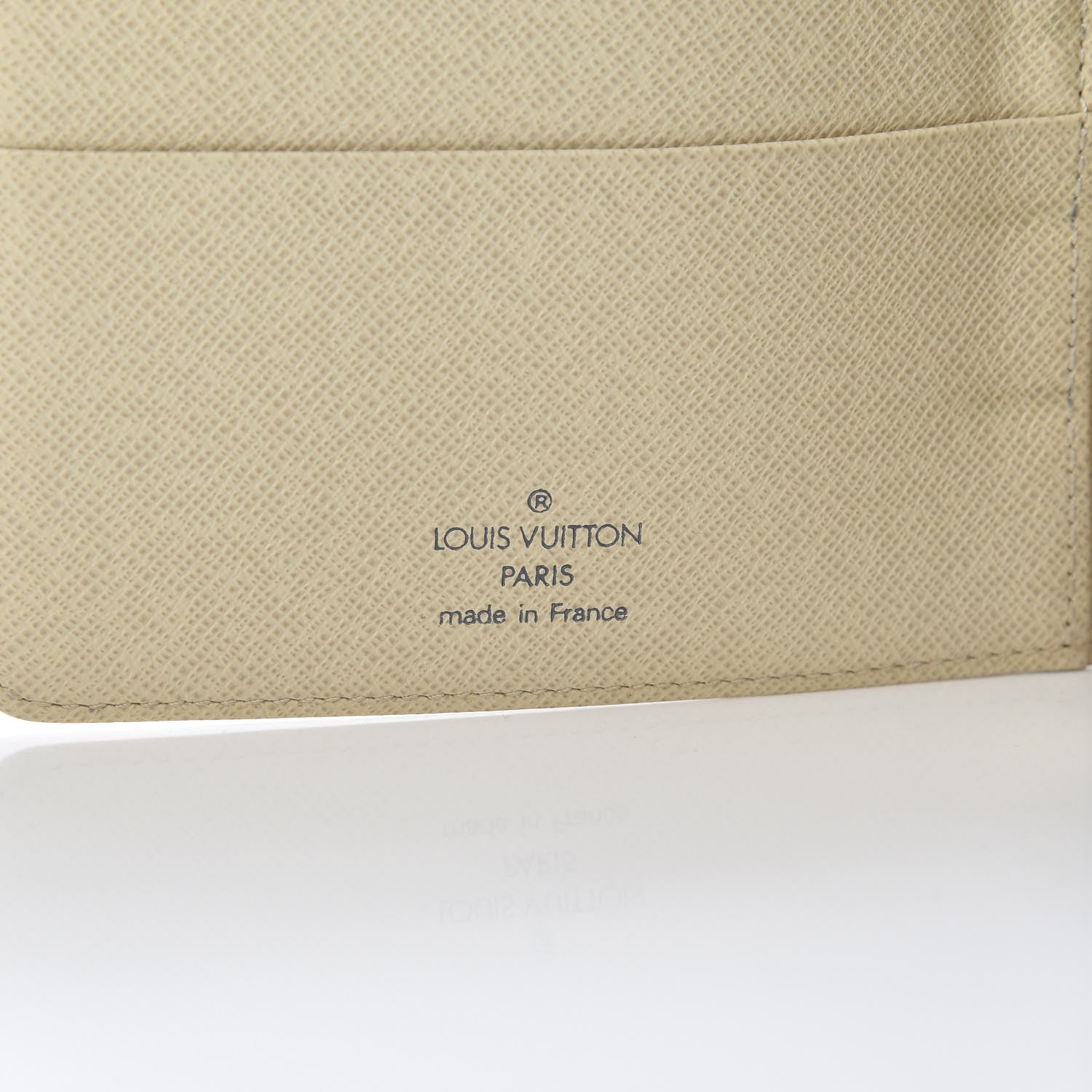 Louis Vuitton Damier Azur Medium Ring Agenda Cover 6 of 9