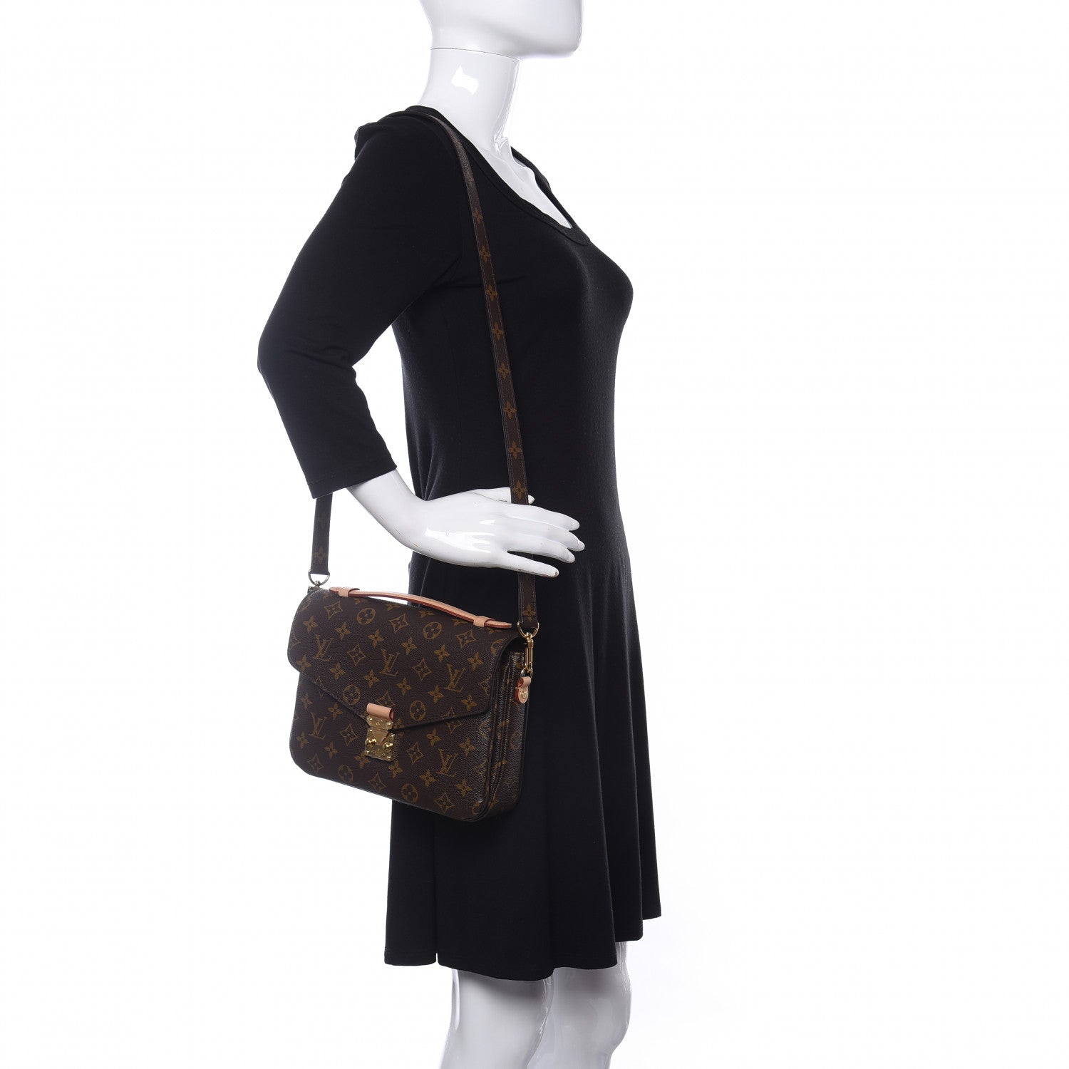 Louis Vuitton Monogram Pochette Metis 2 of 9