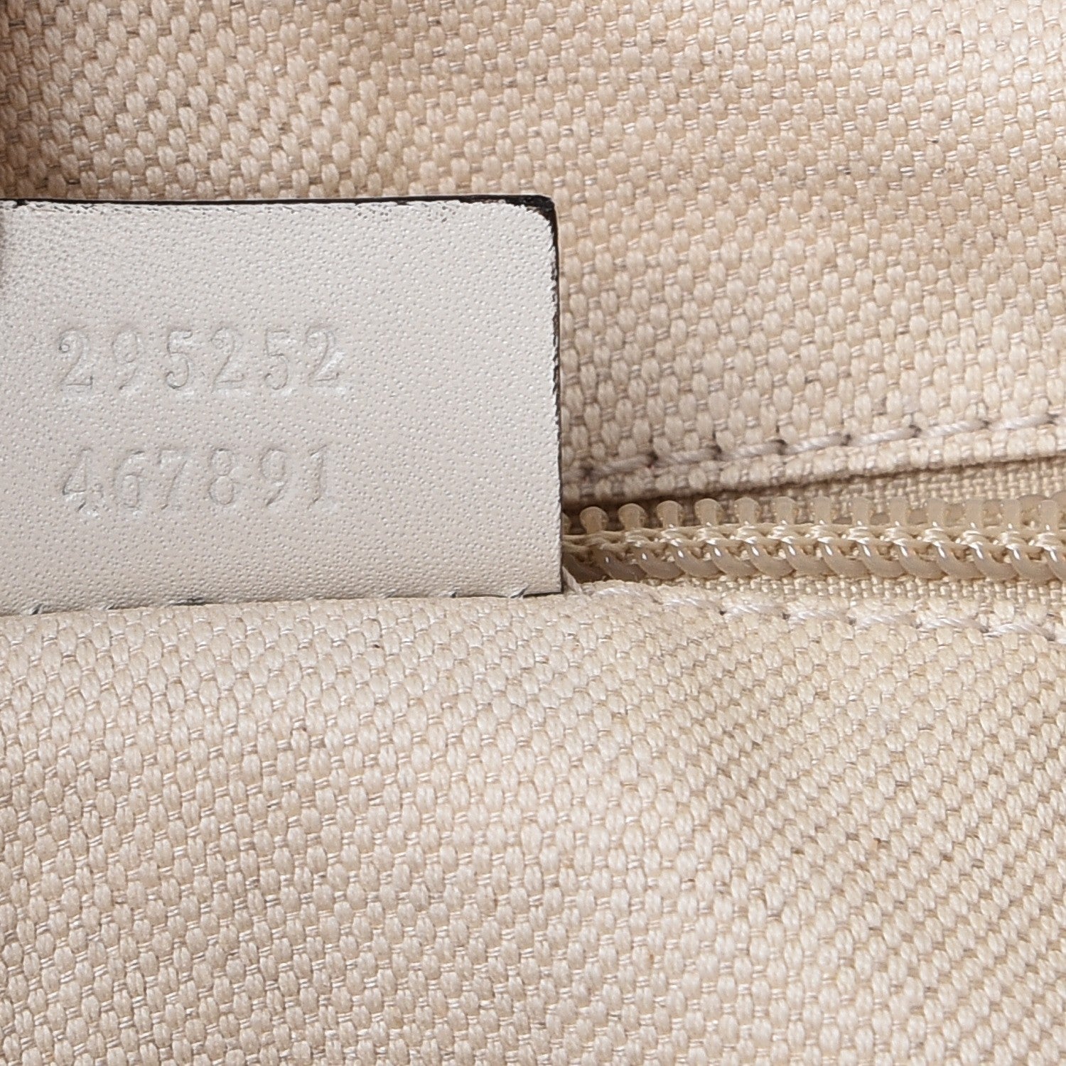 Gucci Canvas Flora Infinity Large Tote White 7 of 7