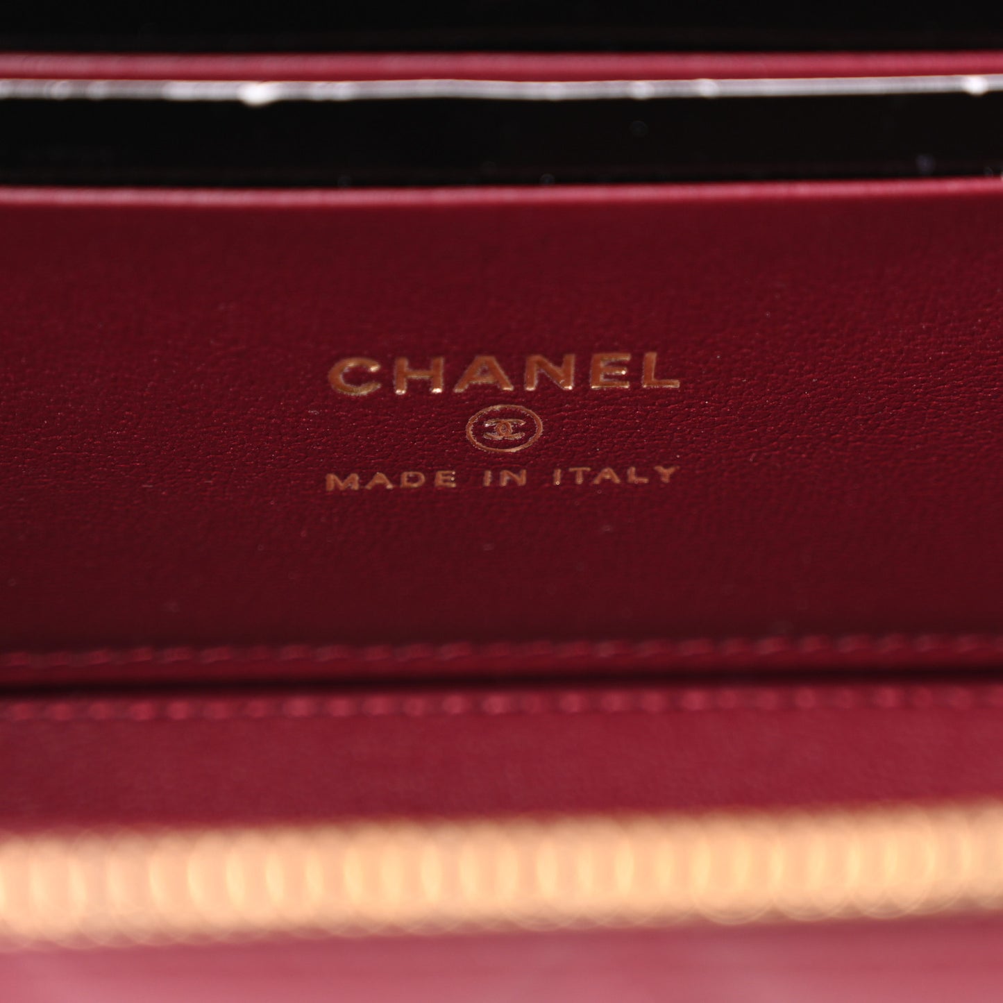 Lambskin Enamel Quilted Small Coco Hearts Vanity Case With Chain Burgundy