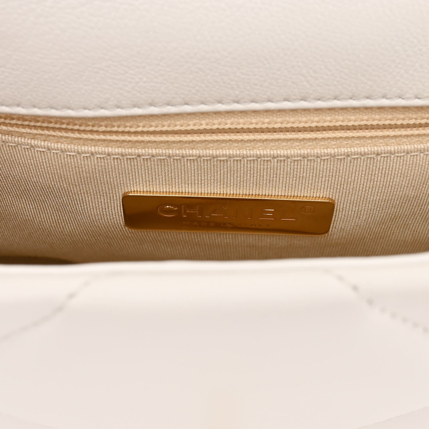 Chanel Goatskin Quilted Medium Chanel 19 Flap White 6 of 10