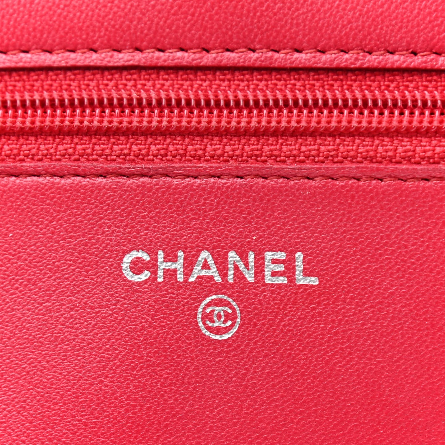 Lambskin Quilted Wallet On Chain WOC Red