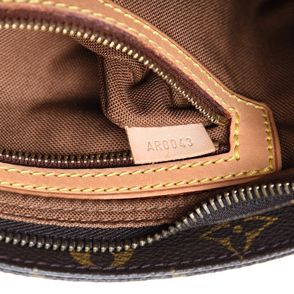 Louis Vuitton Monogram Trotteur 6 of 16
