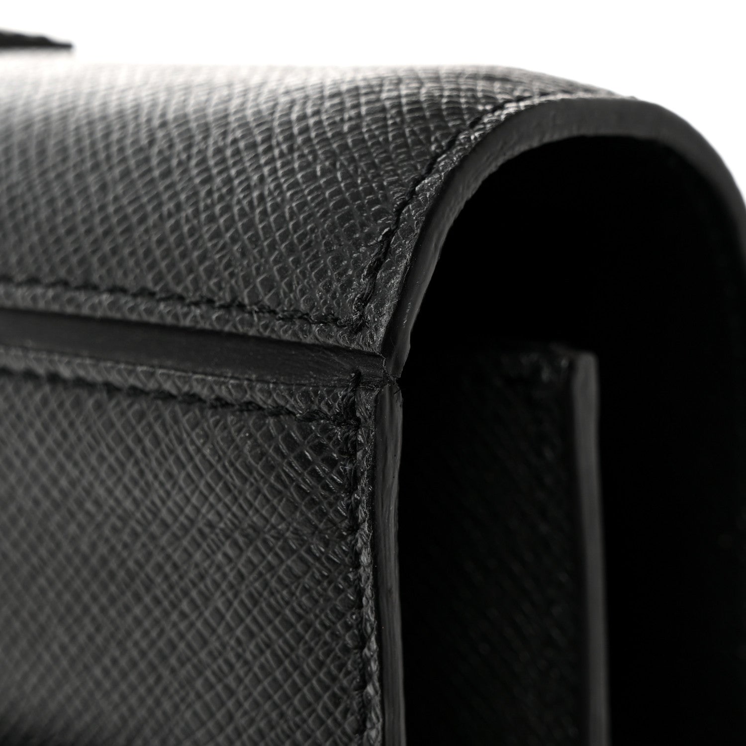 Louis Vuitton Taiga Neo Robusto 2 Compartment Briefcase Black 12 of 14