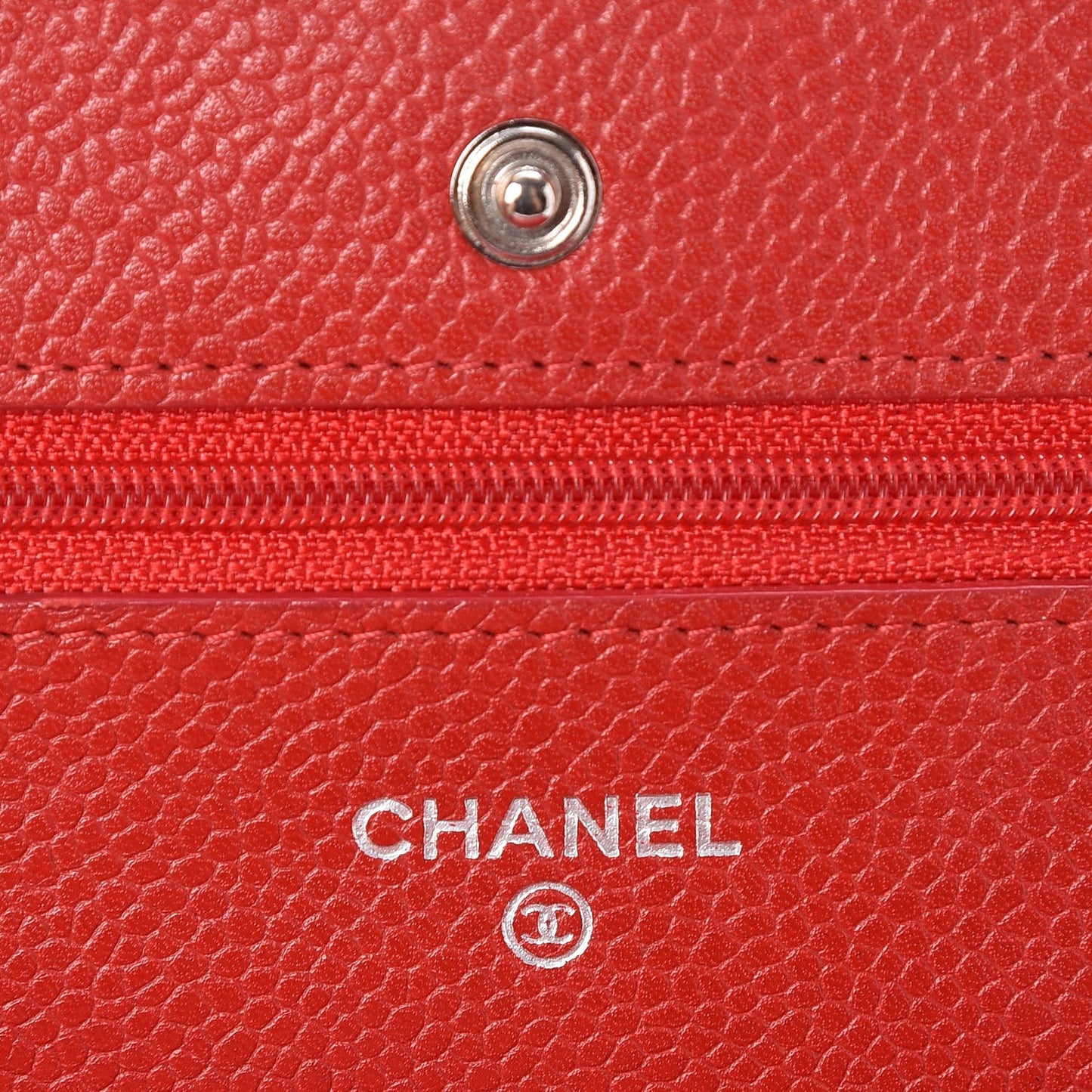 Caviar Quilted Wallet on Chain WOC Red