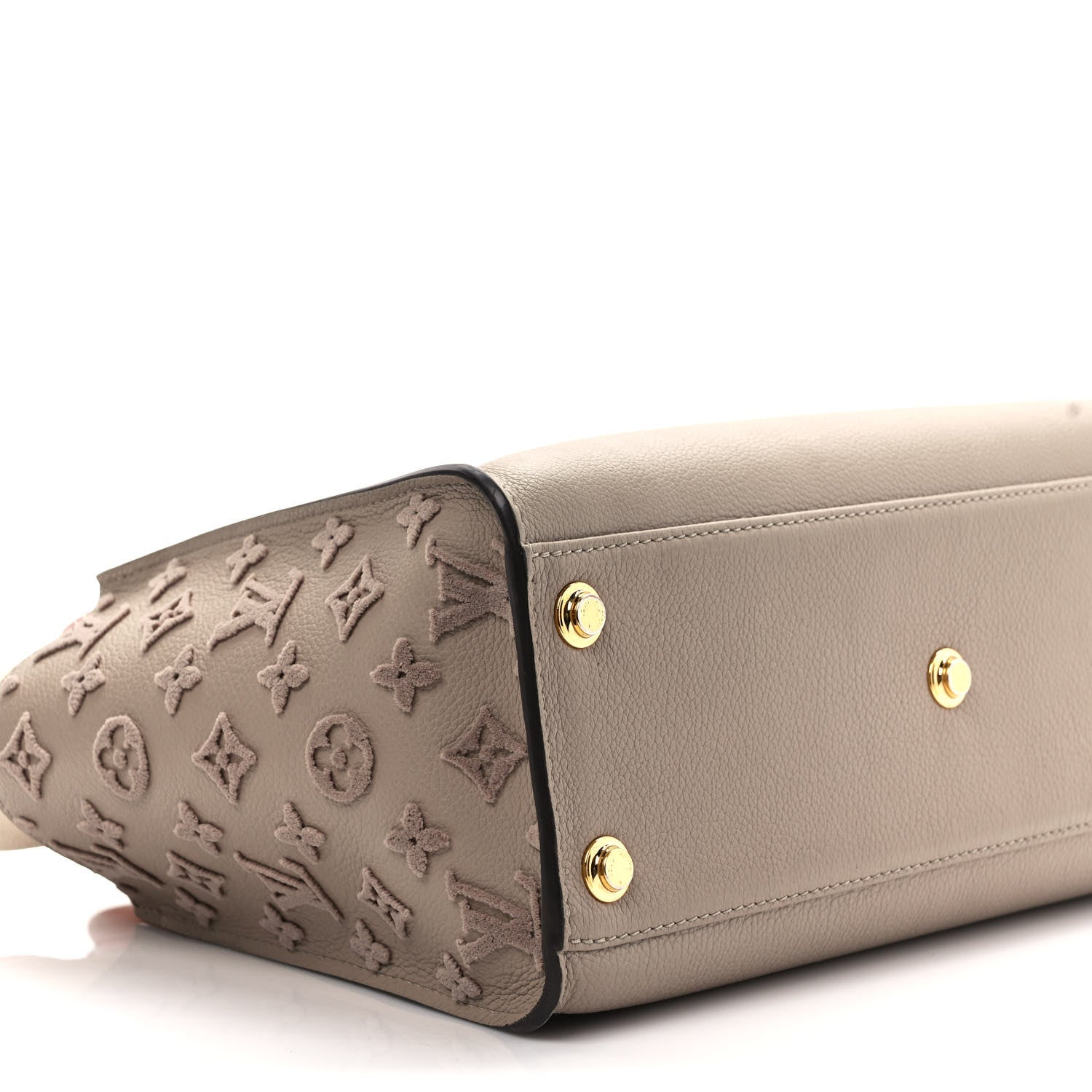Louis Vuitton Calfskin Monogram Tufting On My Side Galet 7 of 8