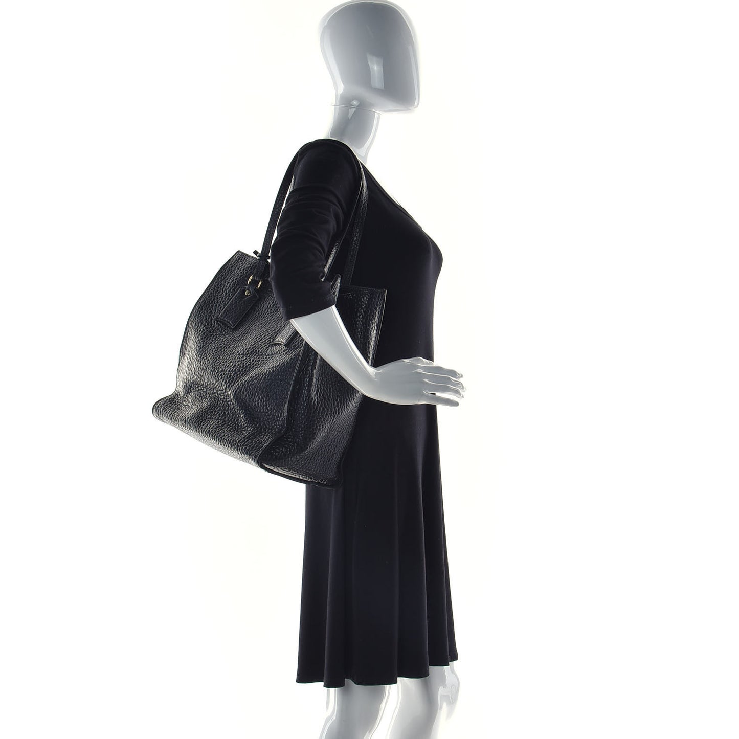 Signature Grain Medium Woodbury Tote Black