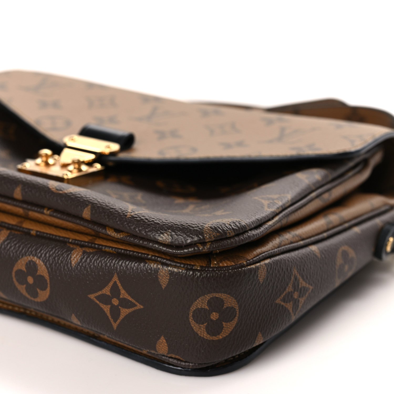 Louis Vuitton Reverse Monogram Pochette Metis 8 of 8