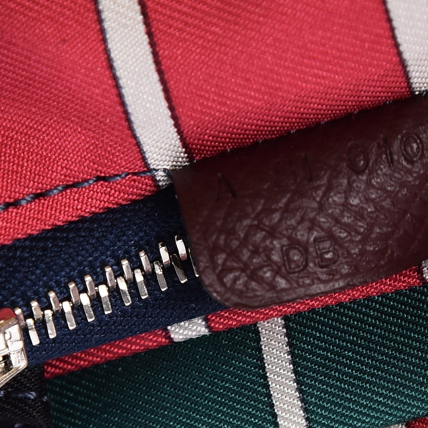 Epsom Silk'in Compact Wallet Bordeaux