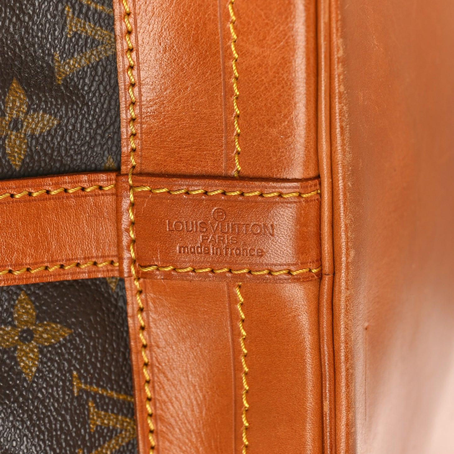Monogram Noe