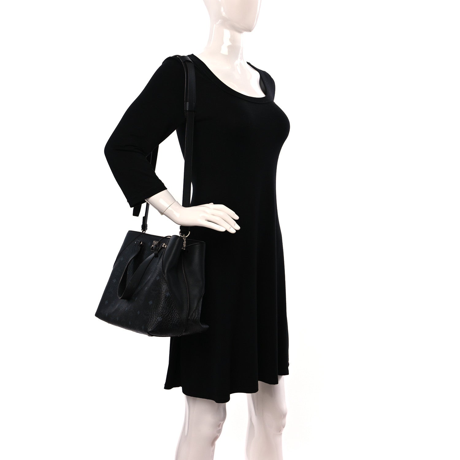 MCM Visetos Large Tote Black 2 of 10