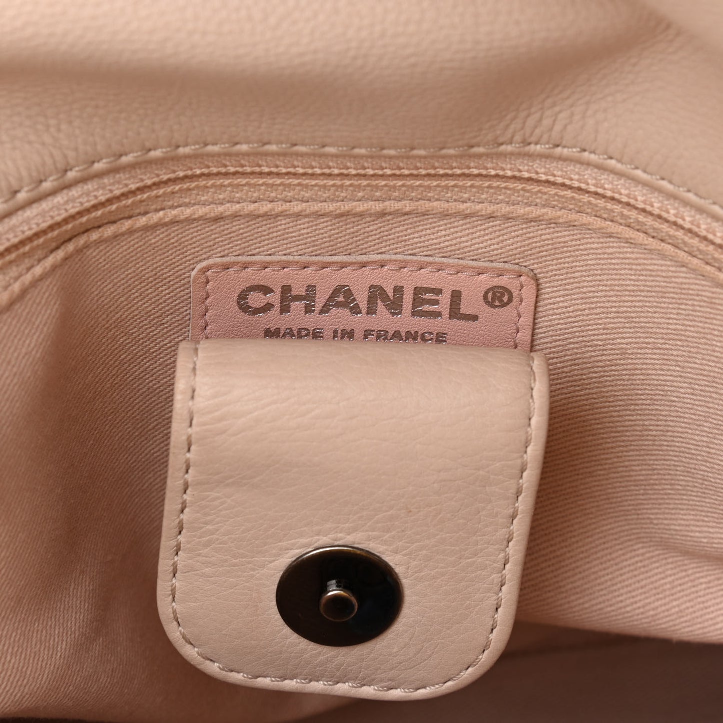 Calfskin Quilted Couture Messenger Light Pink