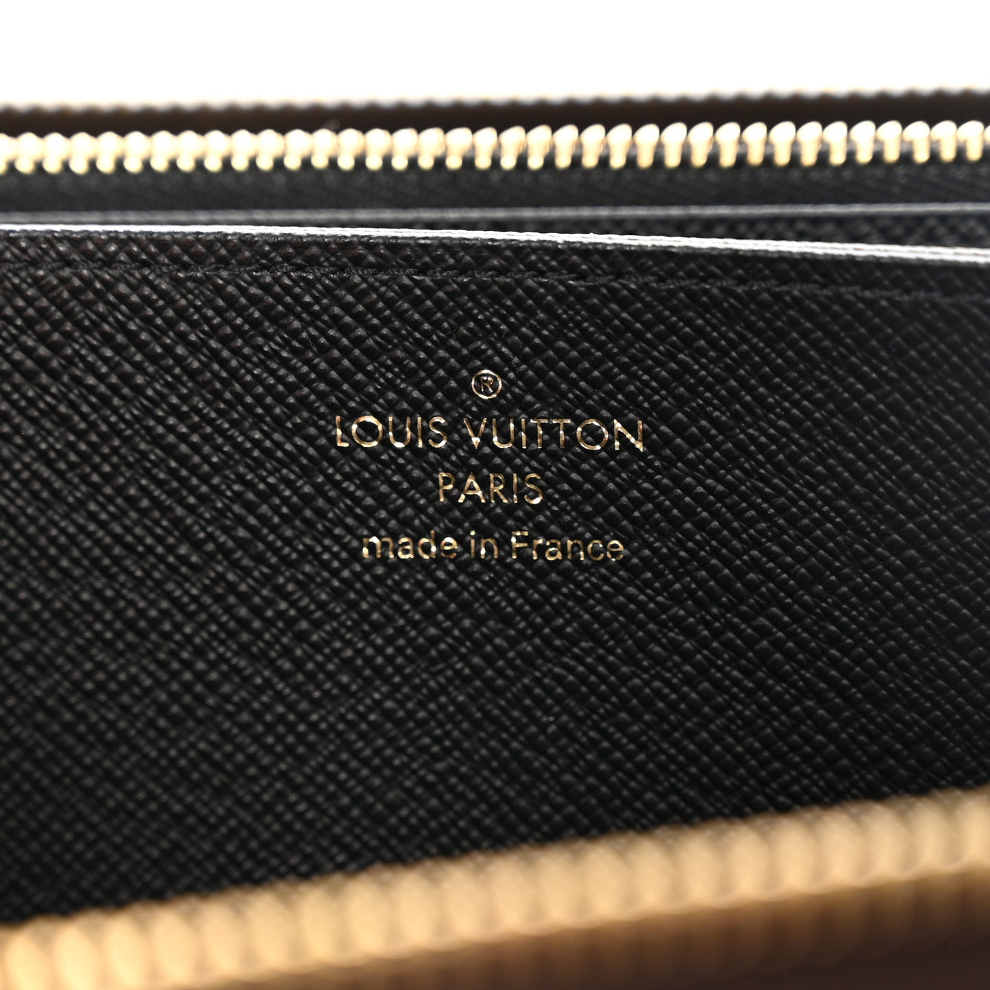 LOUIS VUITTON Reverse Monogram Giant Zippy Wallet