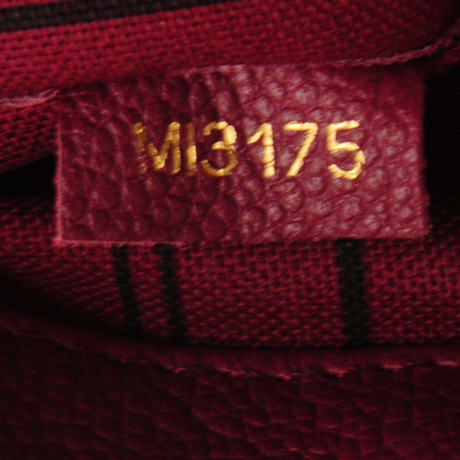 Louis Vuitton Empreinte Montaigne MM Aurore 7 of 7