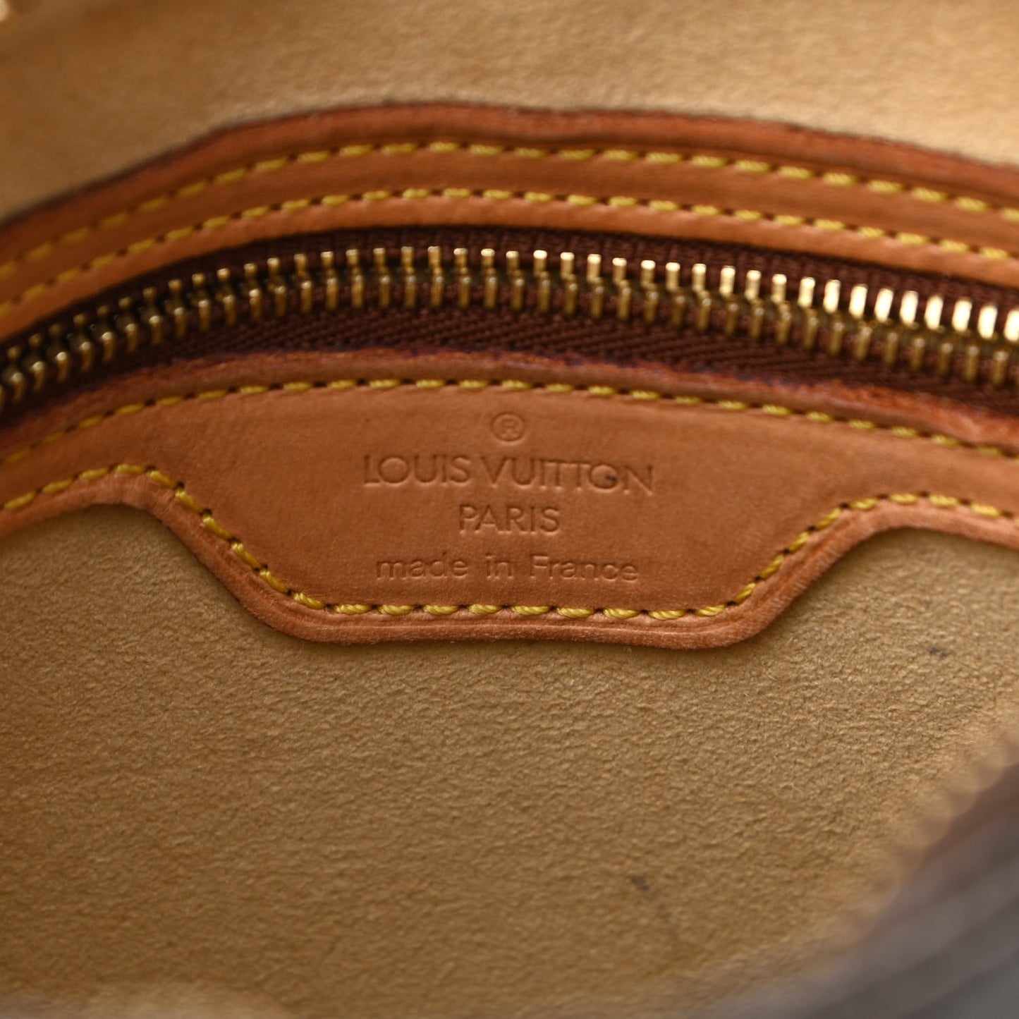 Monogram Looping MM